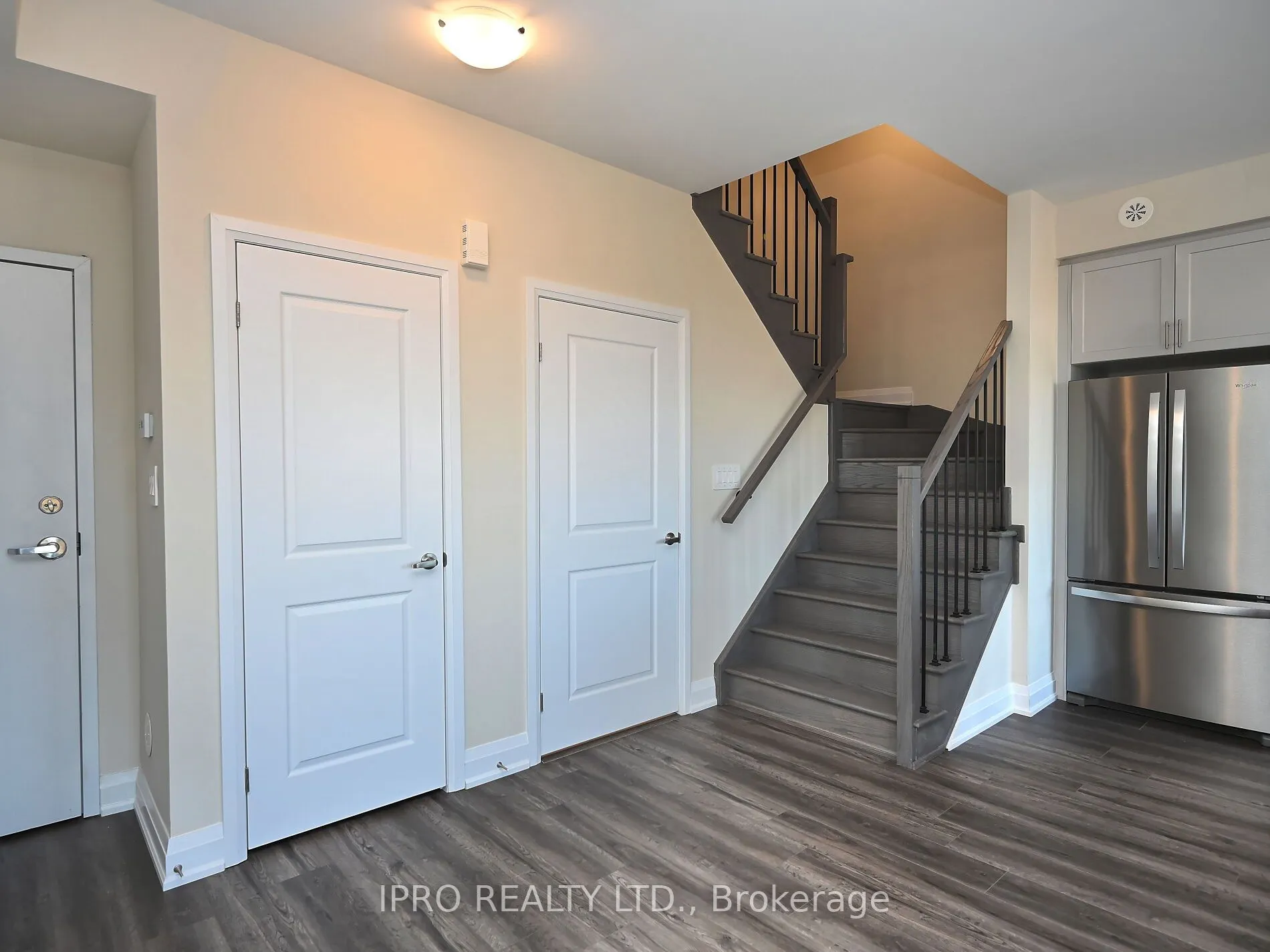 1573 Rose Way, #121
