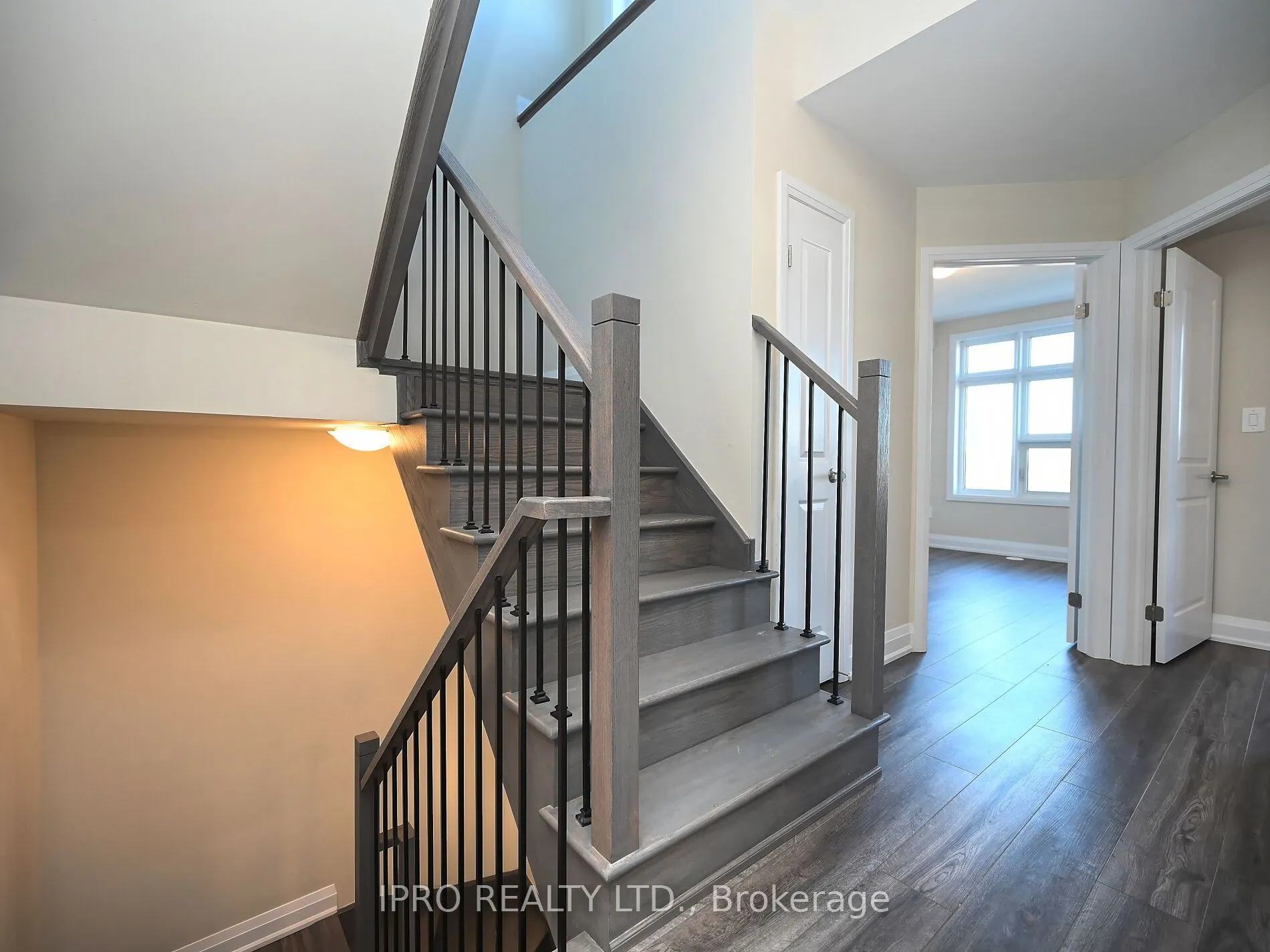 1573 Rose Way, #121