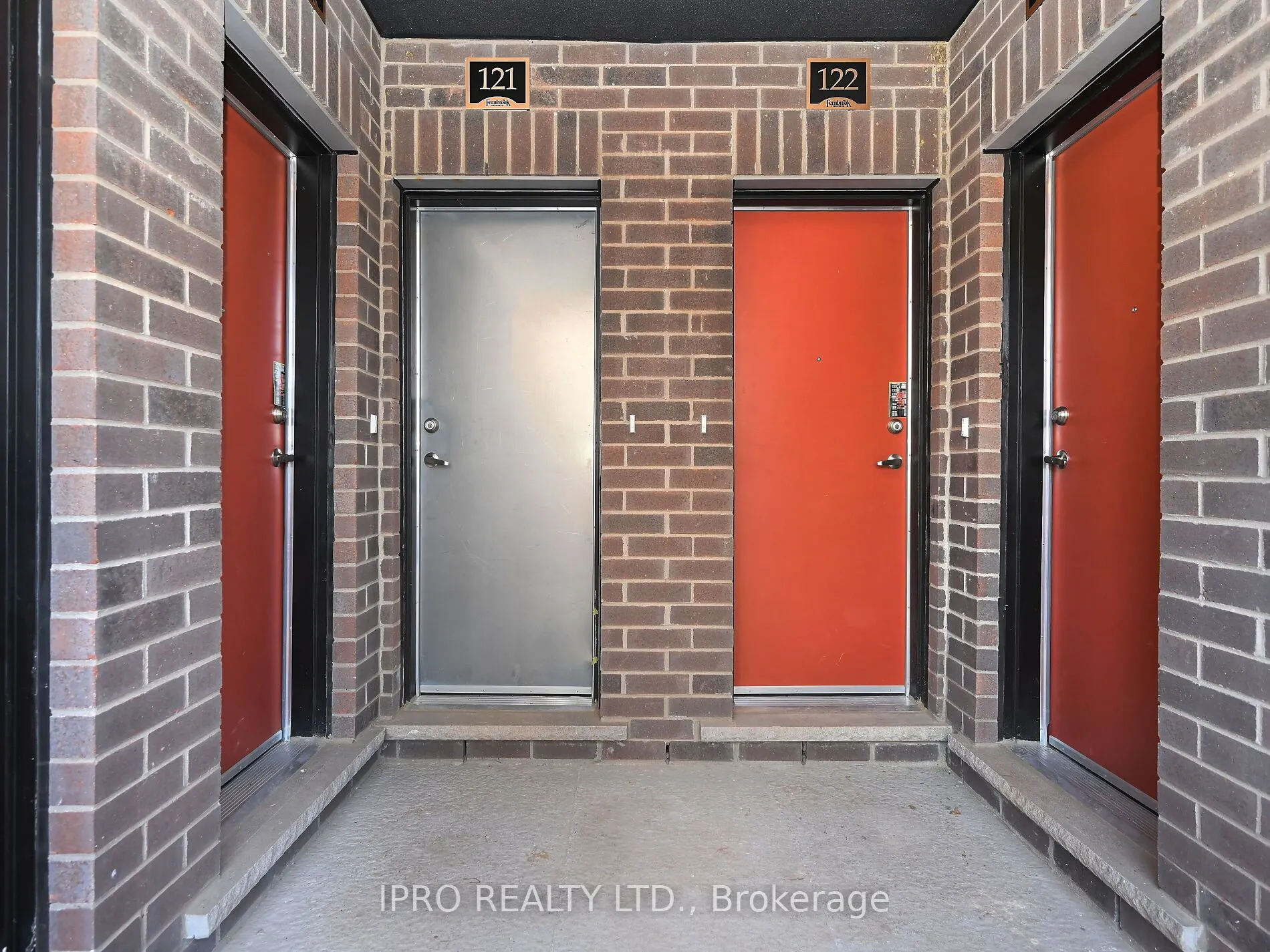 1573 Rose Way, #121