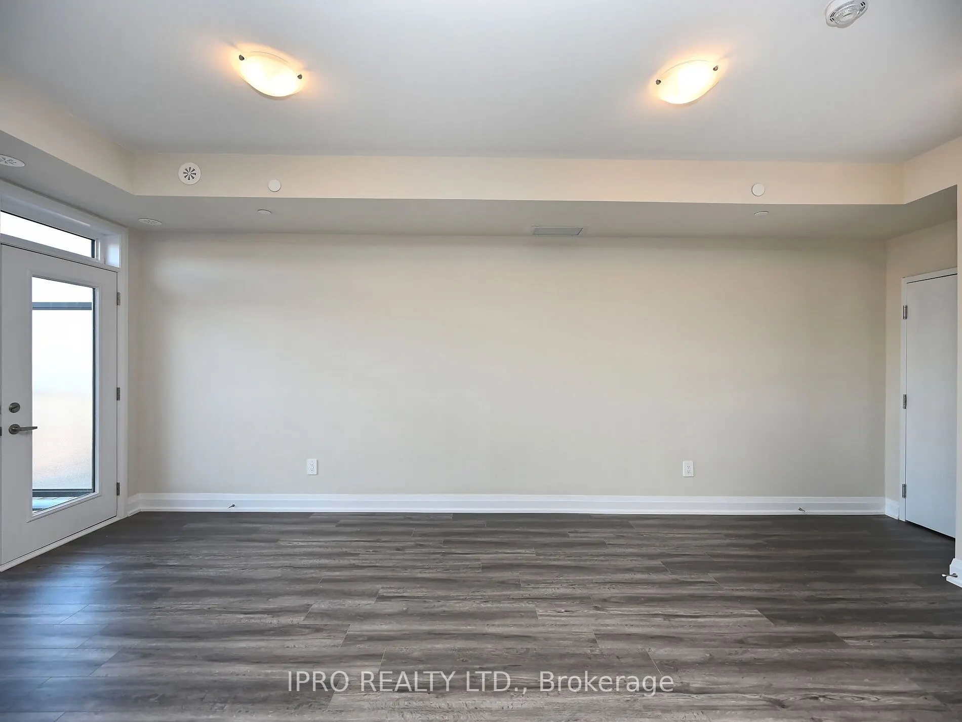 1573 Rose Way, #121