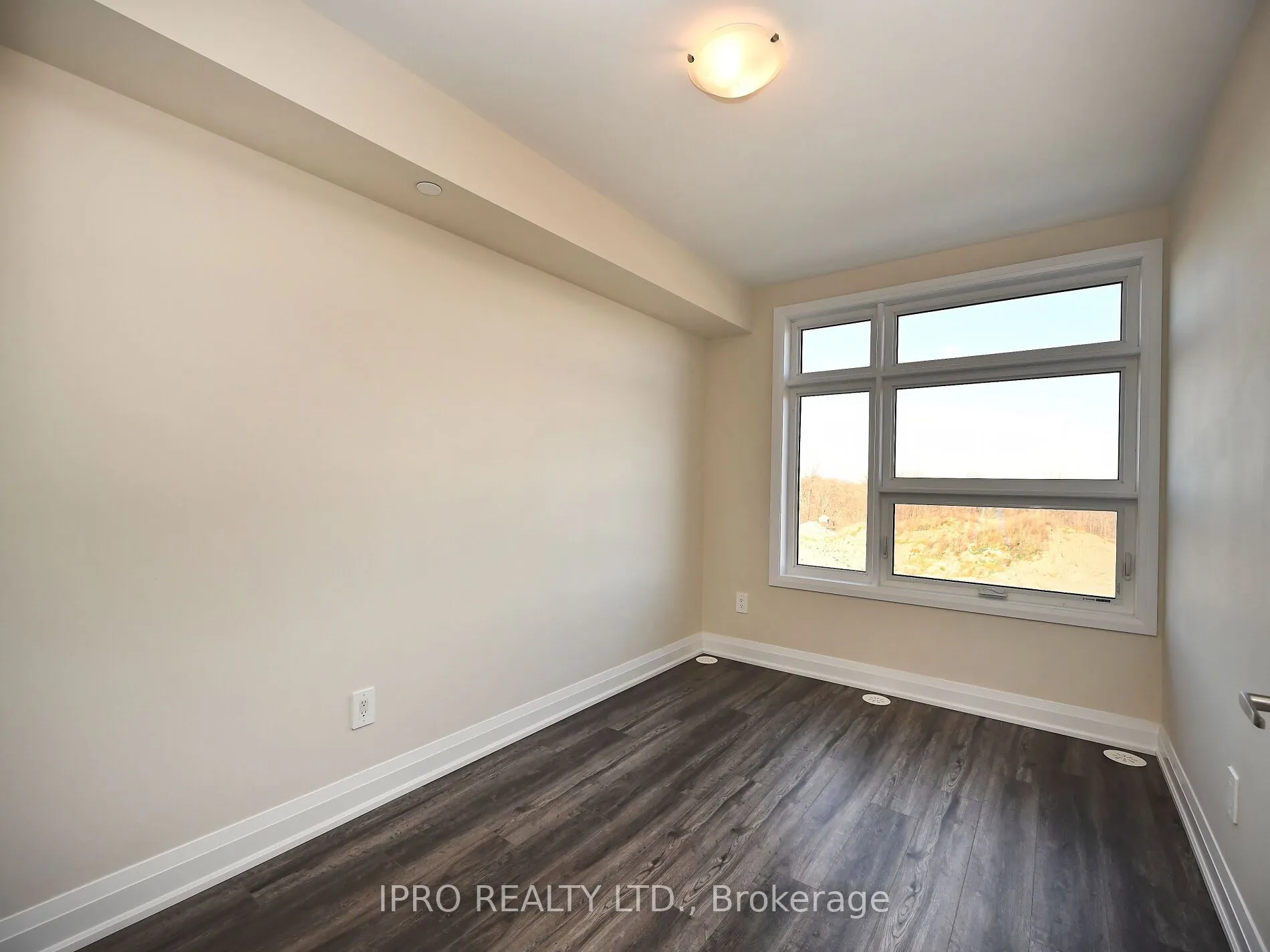 1573 Rose Way, #121