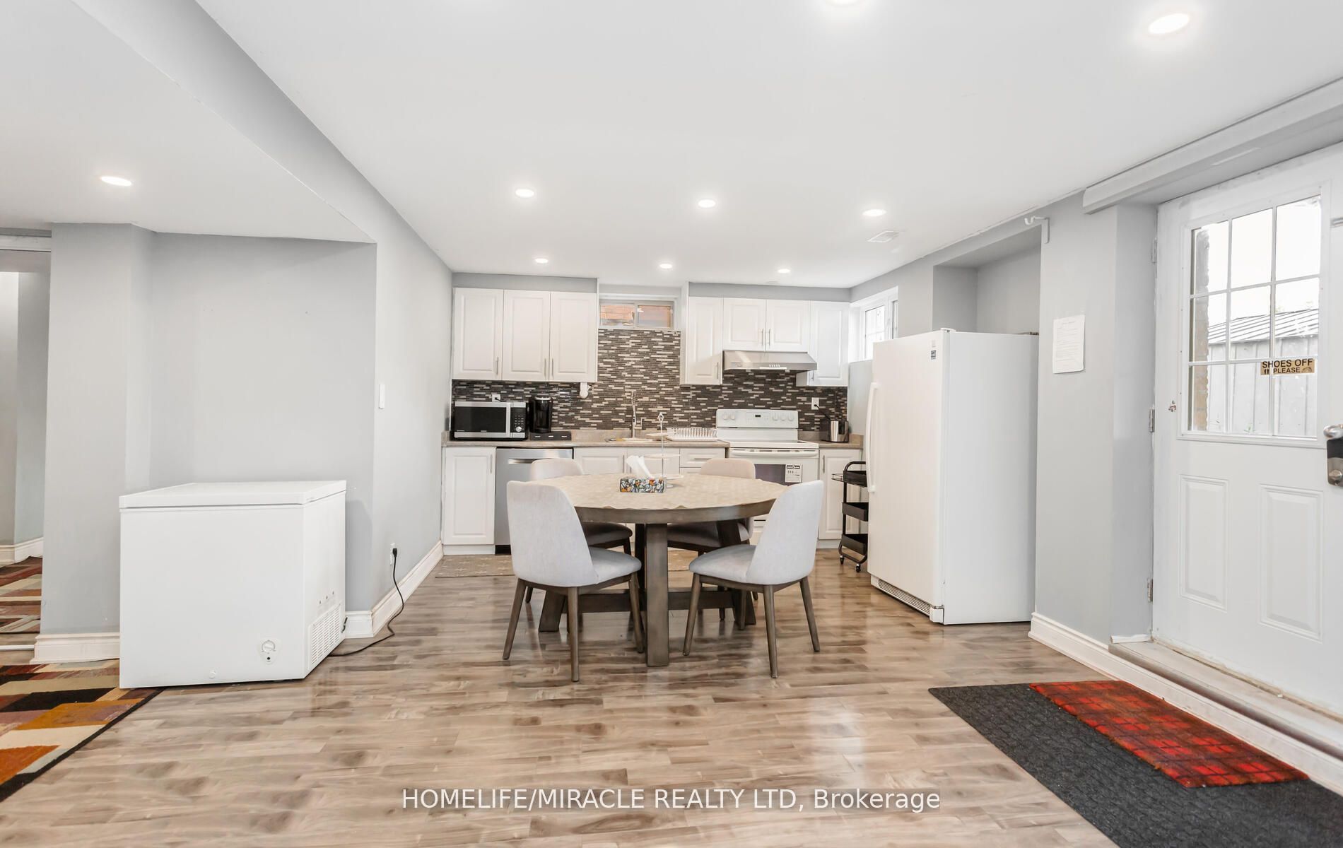 452 Nairn Circle