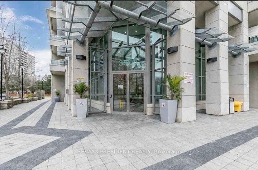 3504 Hurontario Street E, #801