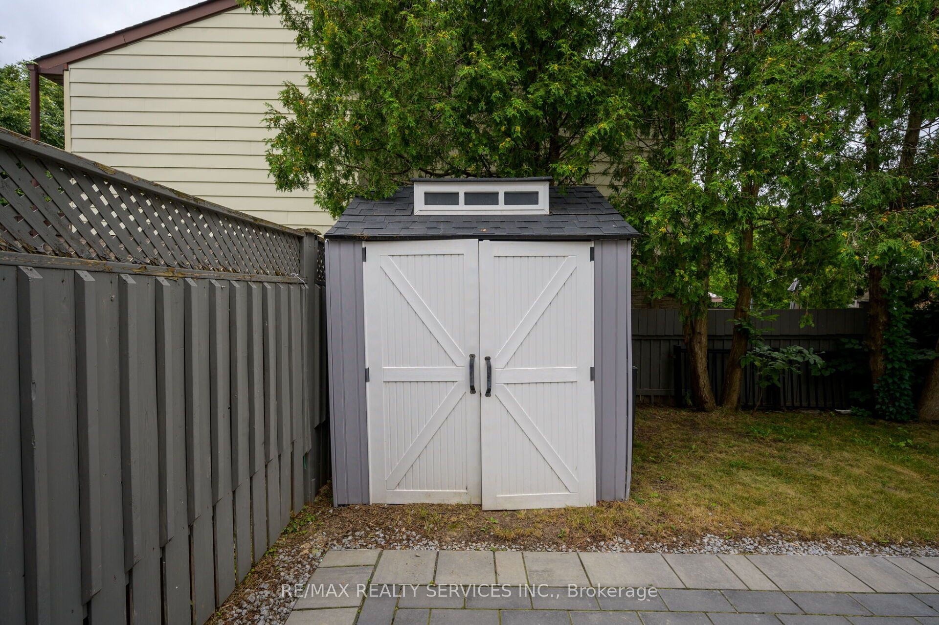 738 Briar Crescent