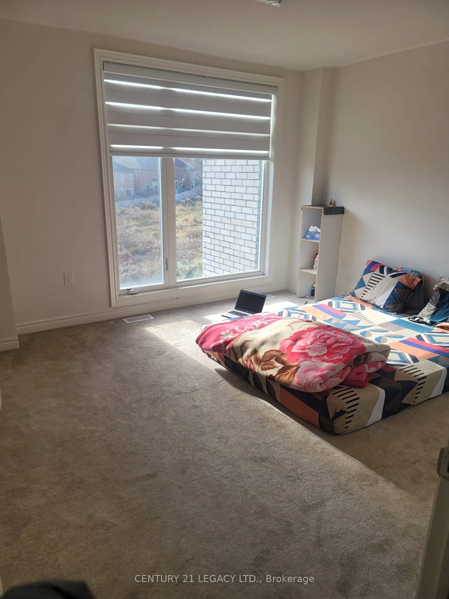 4 Queenpost Drive