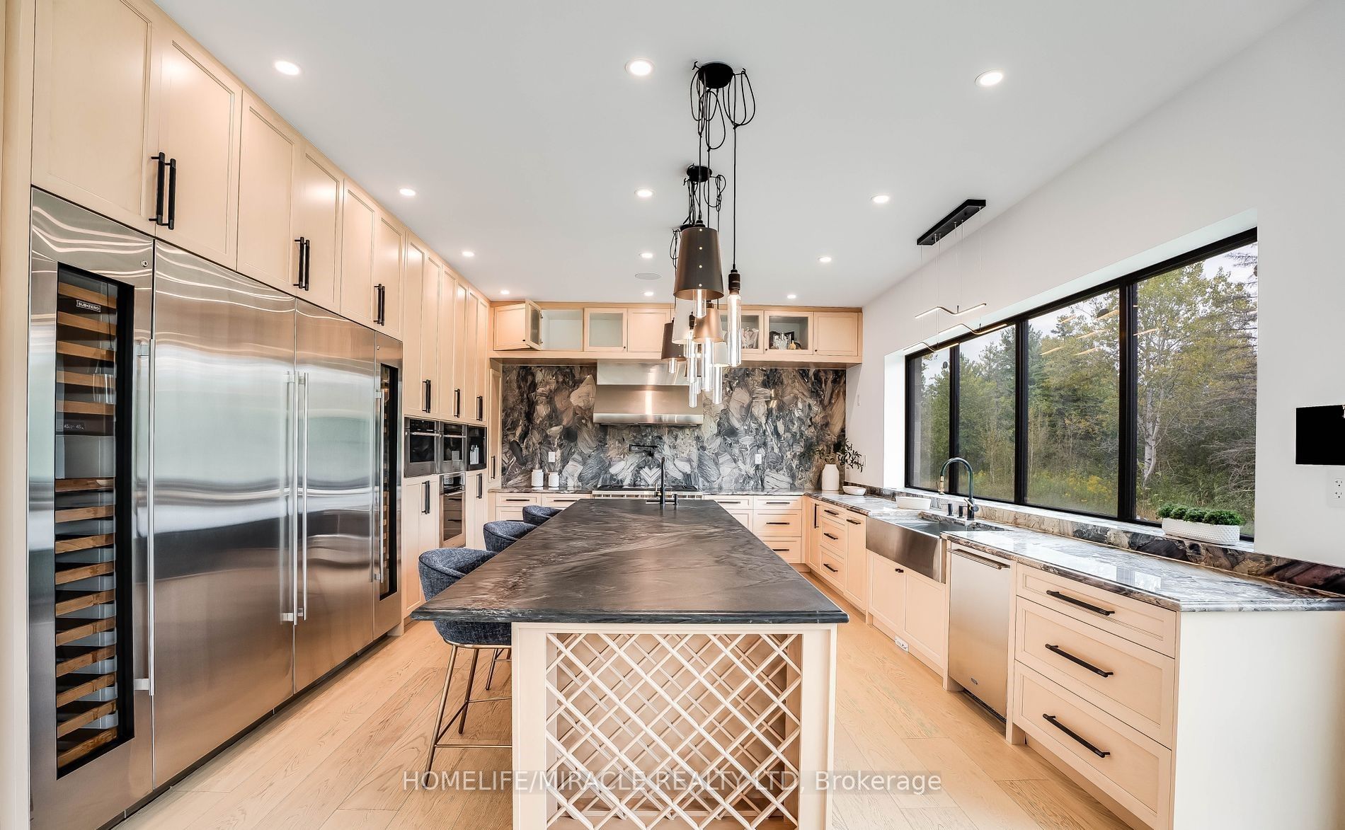14020 Winston Churchill Boulevard