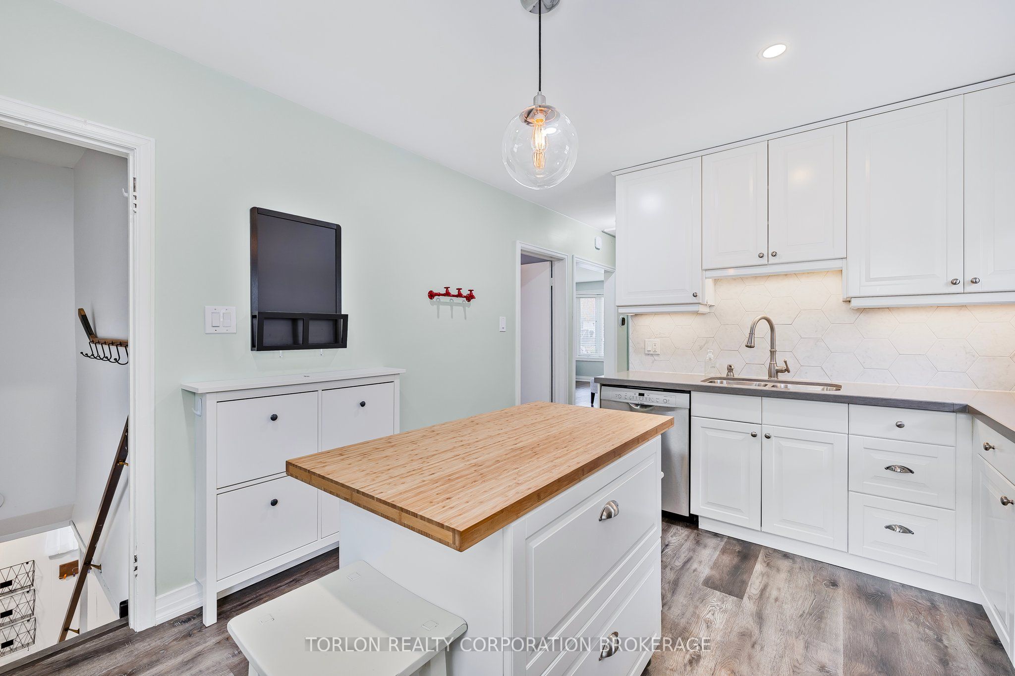 29 Mitcham Drive