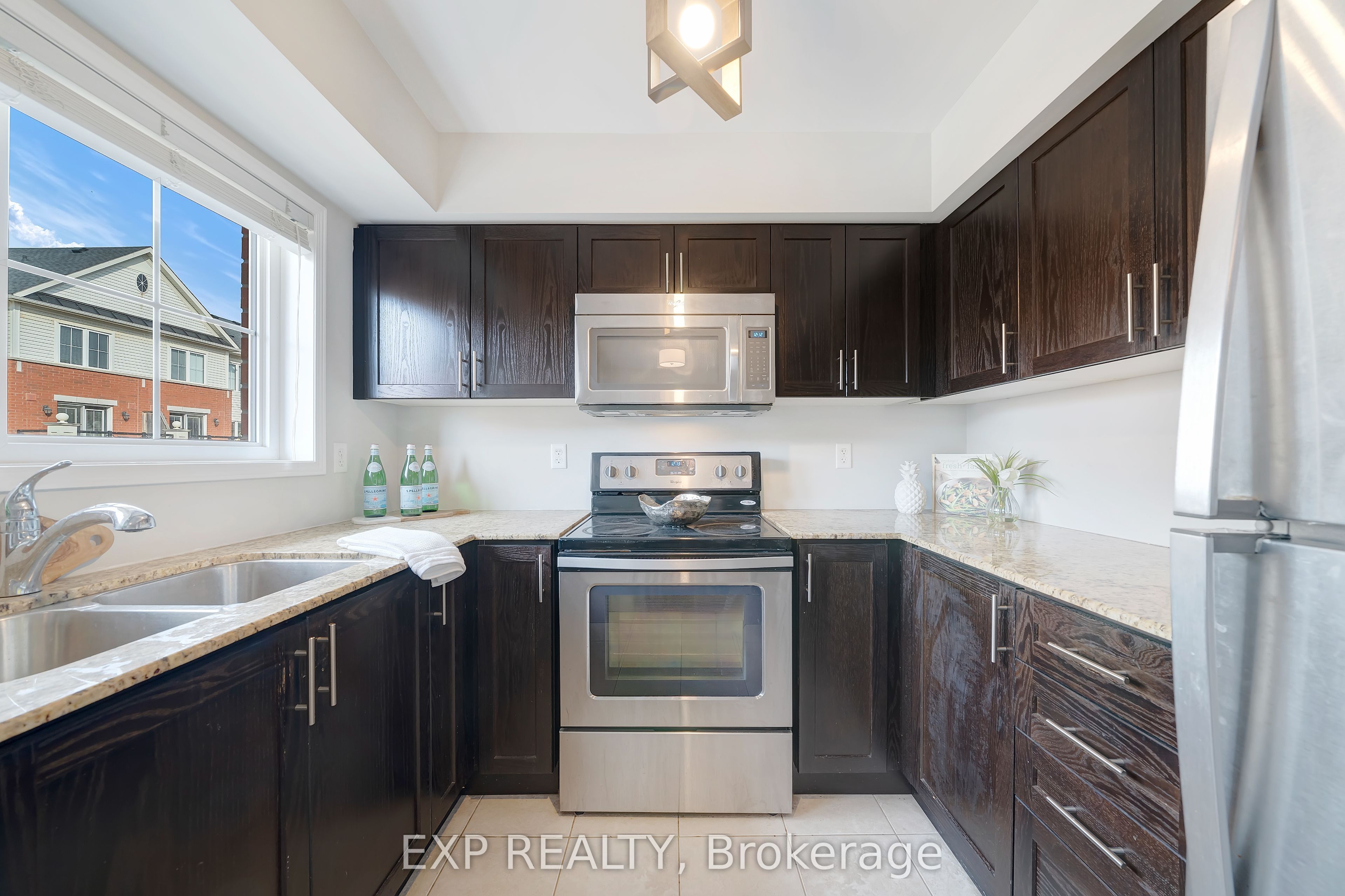 2480 Post Road #14