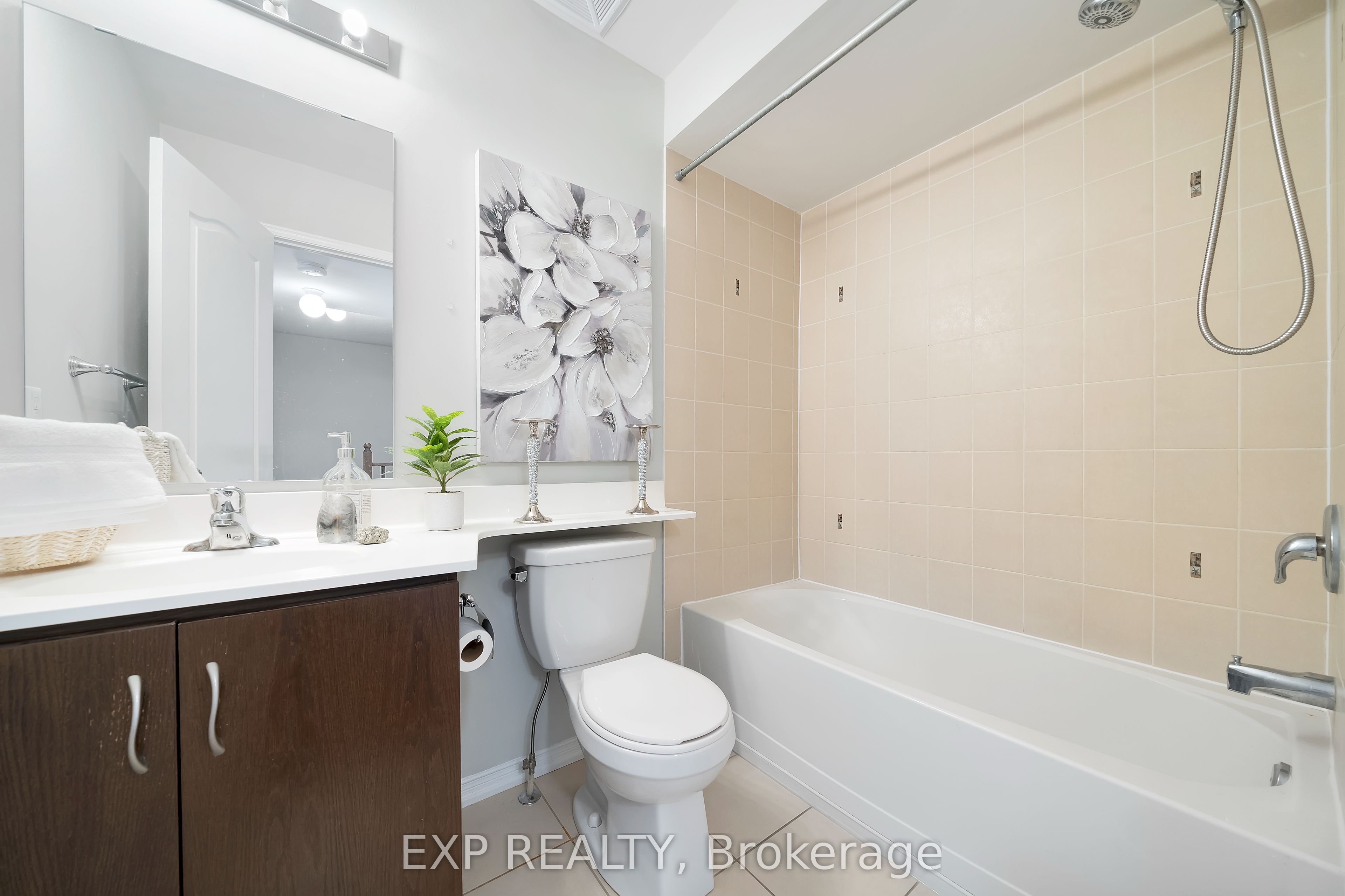 2480 Post Road #14