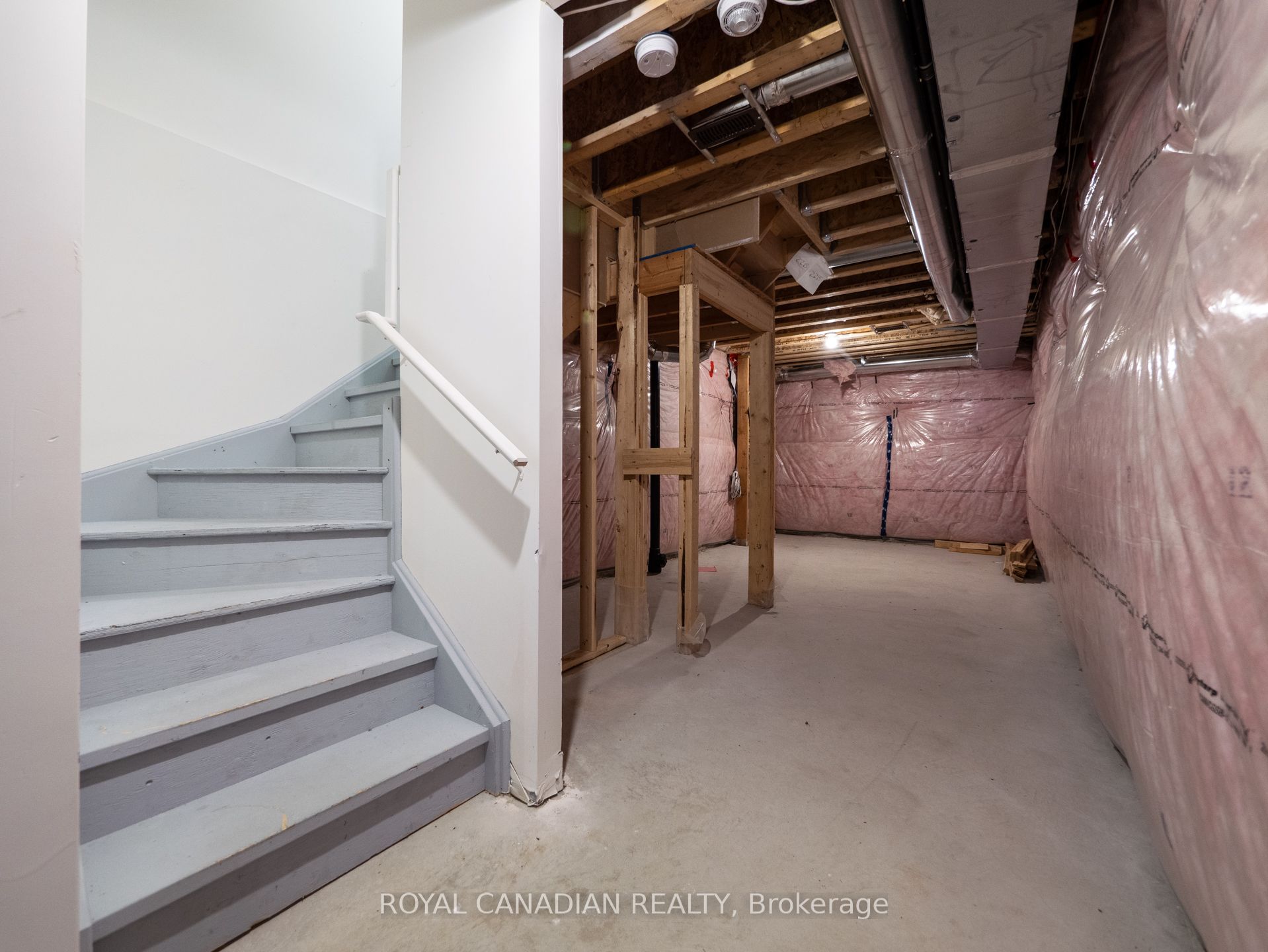 476 Bergamot Avenue