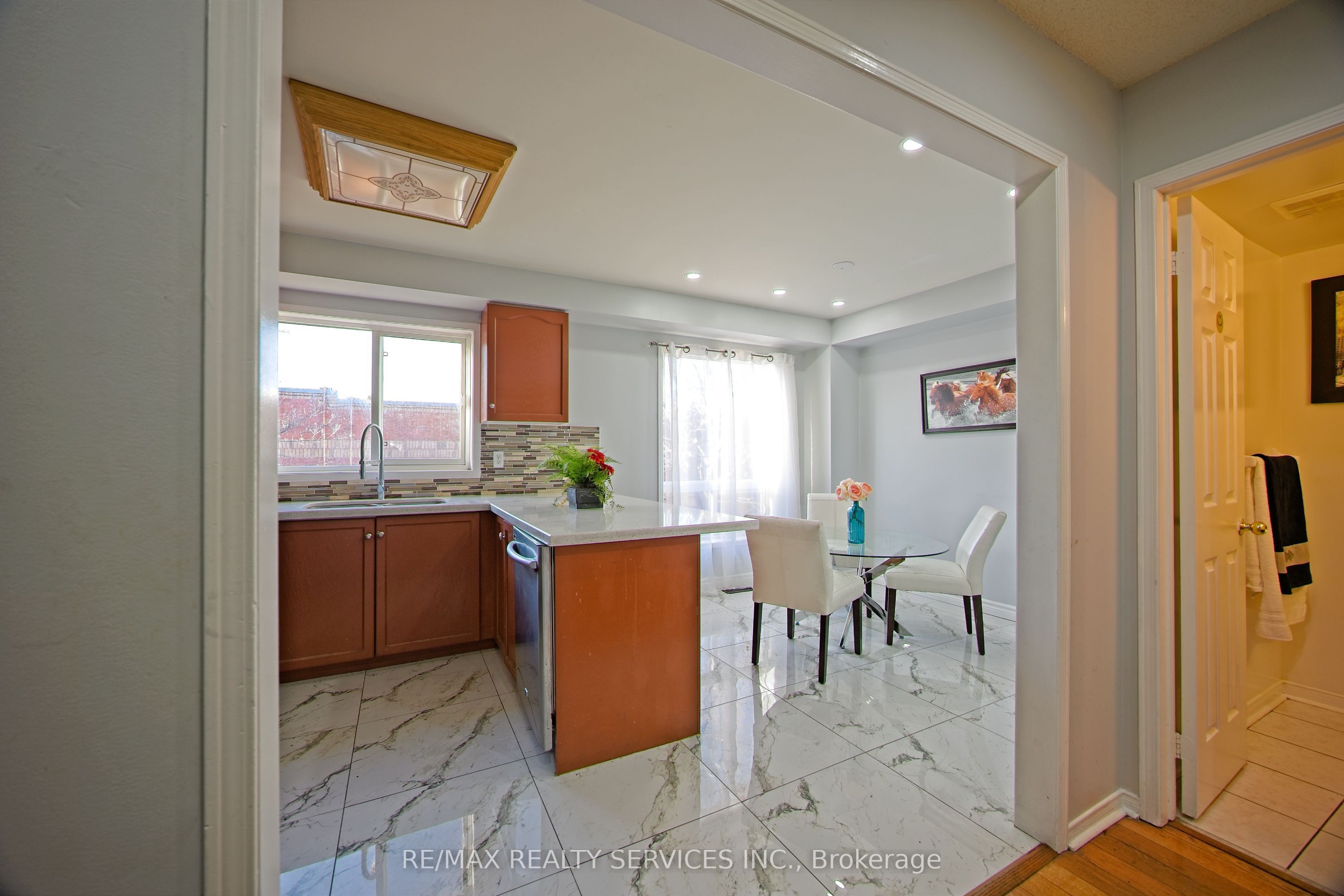 170 Havelock Drive, #21