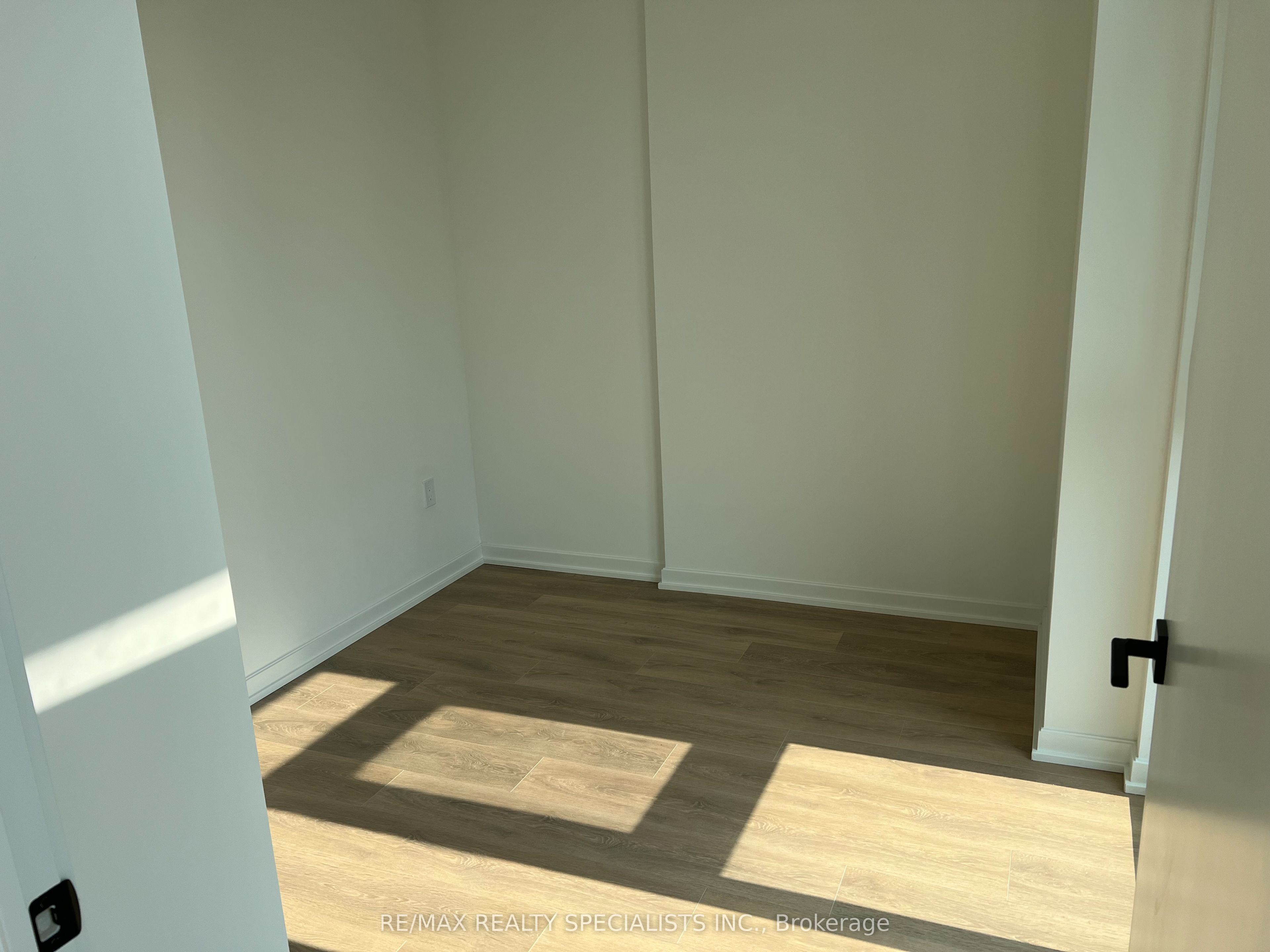 1285 Dupont Street, #703