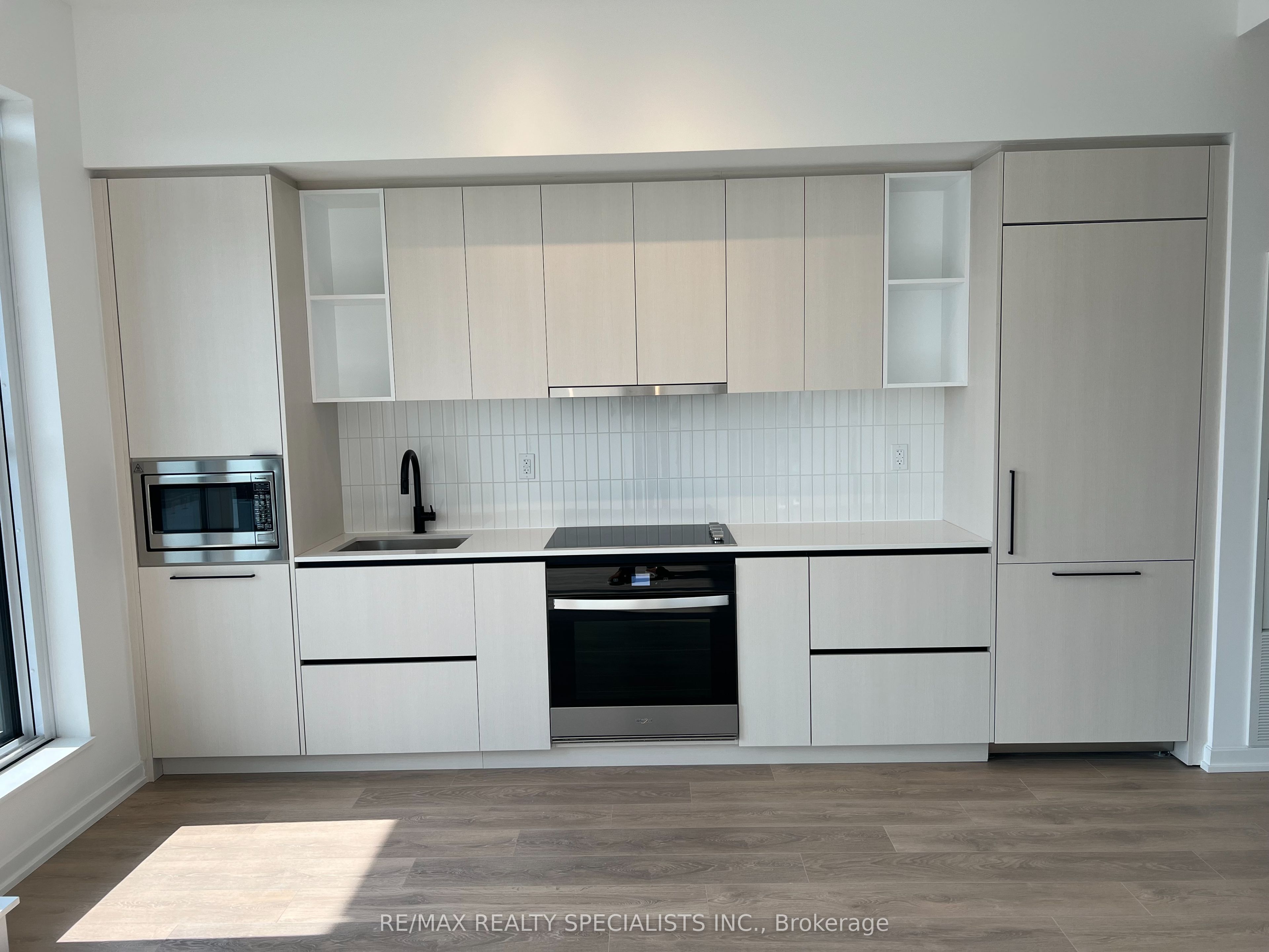 1285 Dupont Street, #703