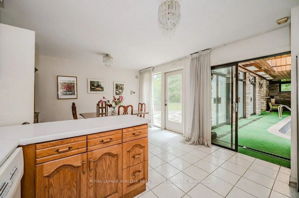 3 Edgehill Road