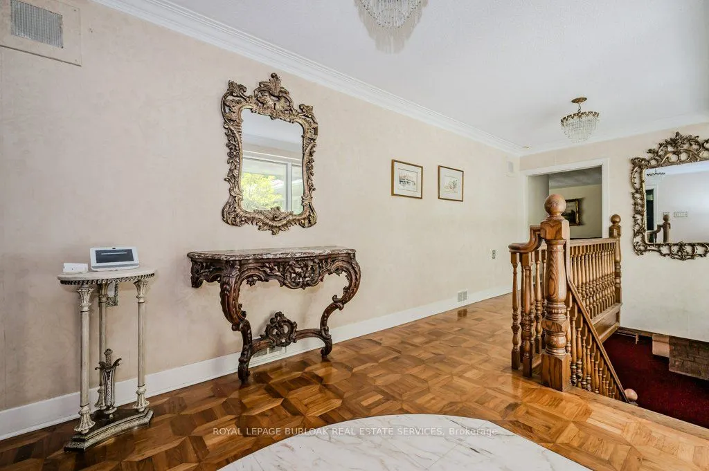 3 Edgehill Road