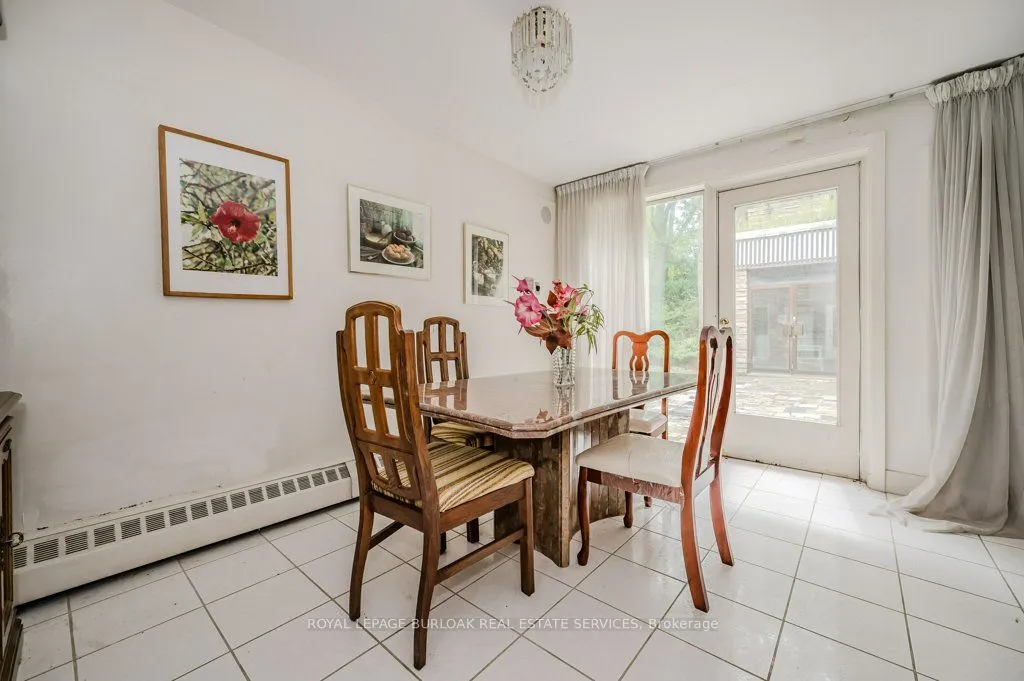 3 Edgehill Road