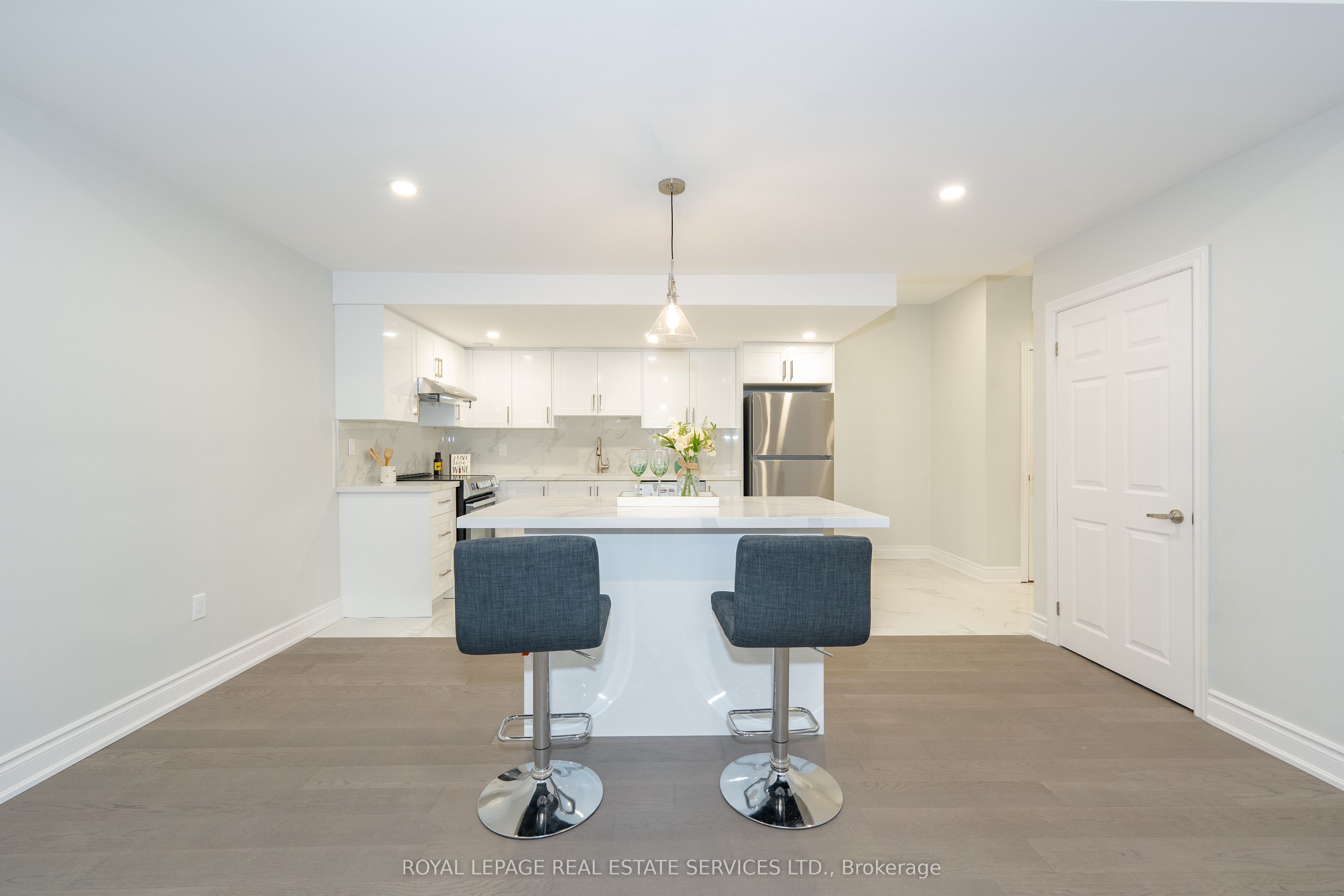 3168 Watercliffe Court