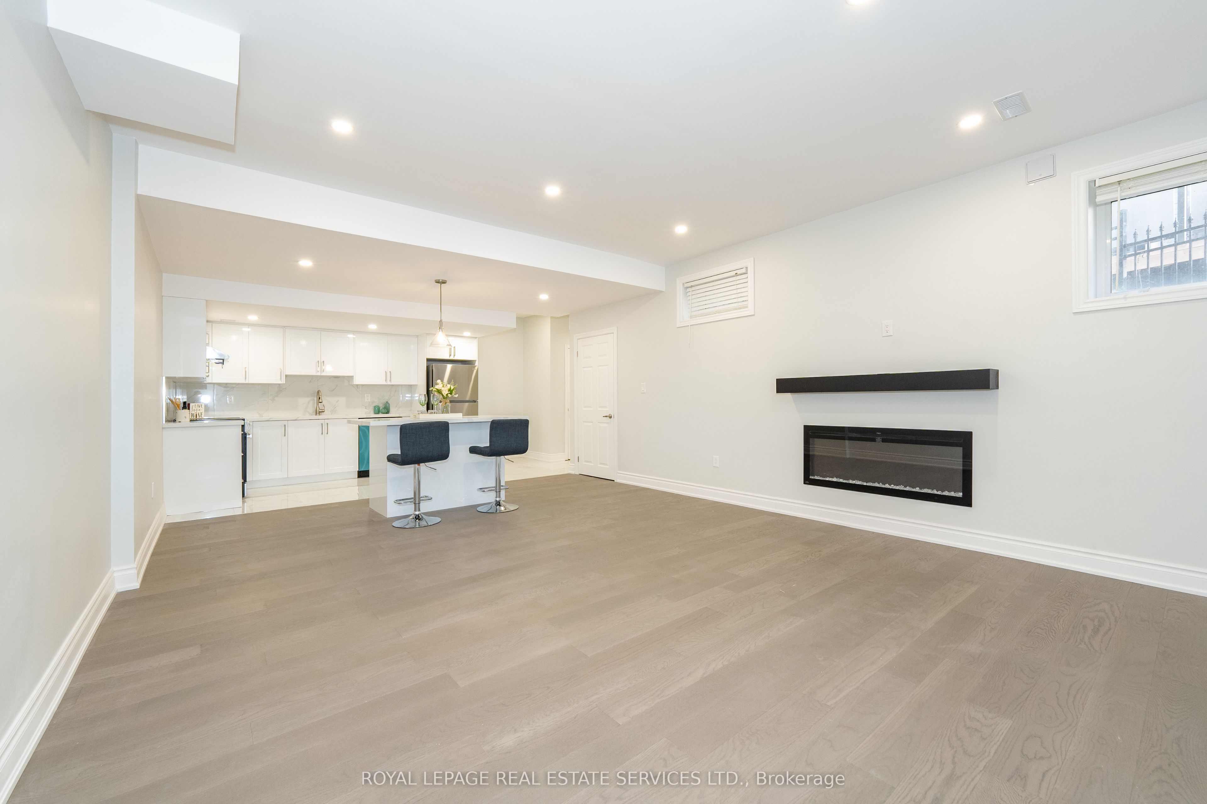 3168 Watercliffe Court