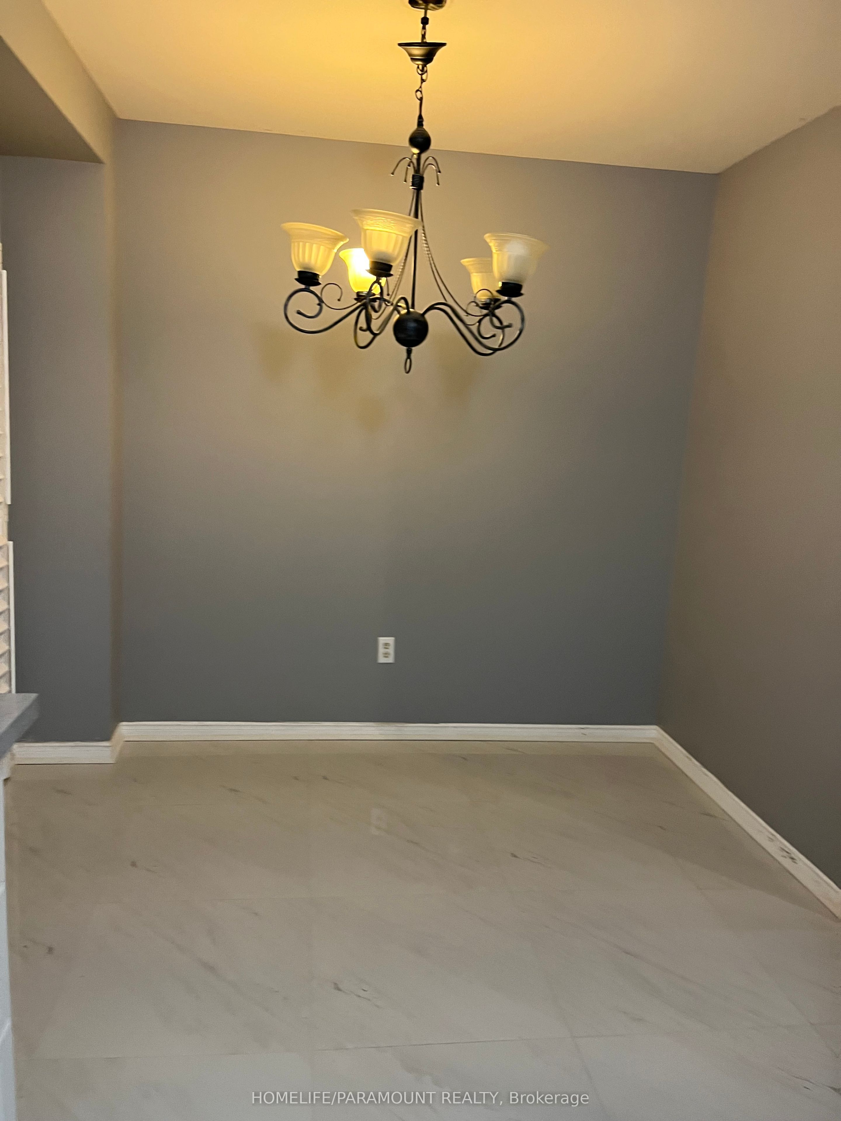 27 Lonestar Crescent