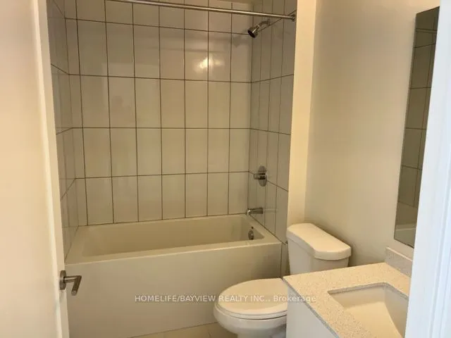 509 Dundas Street W, #507