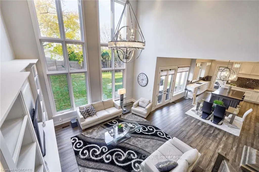 390 SANDHURST Drive