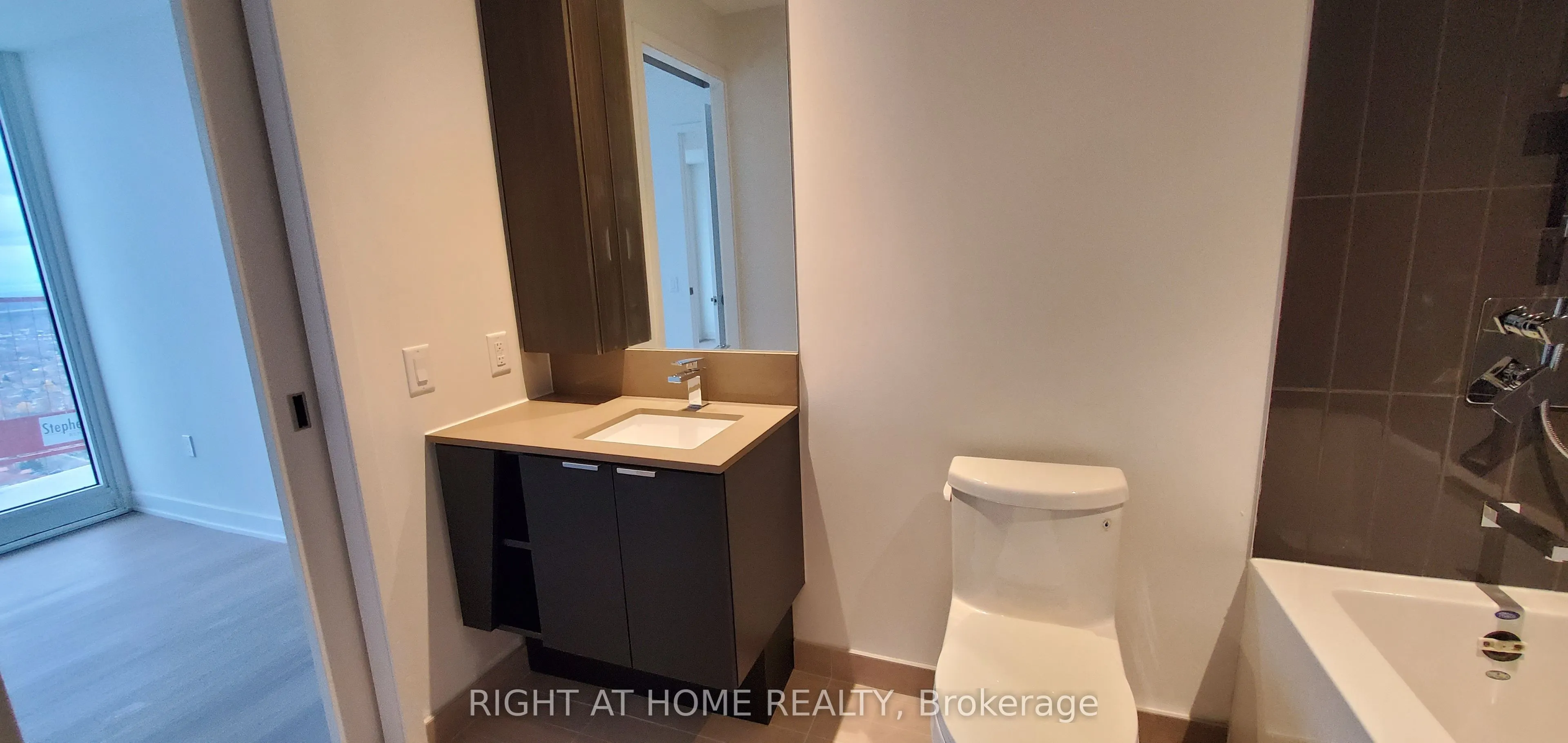 3883 Quartz Road, #3006
