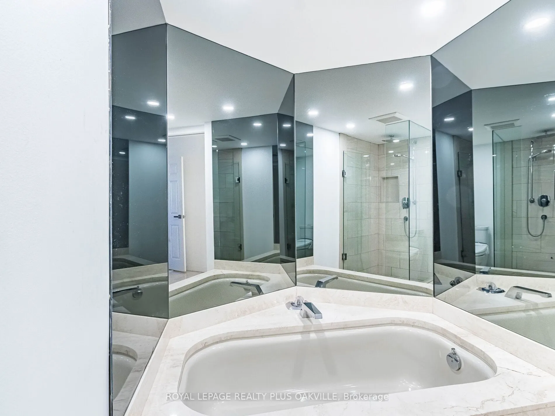 2000 Islington Avenue, #2310