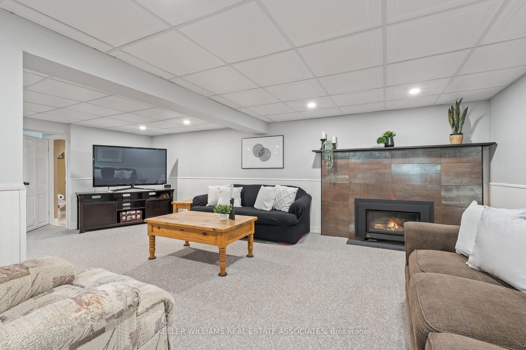 67 Moore Park Crescent