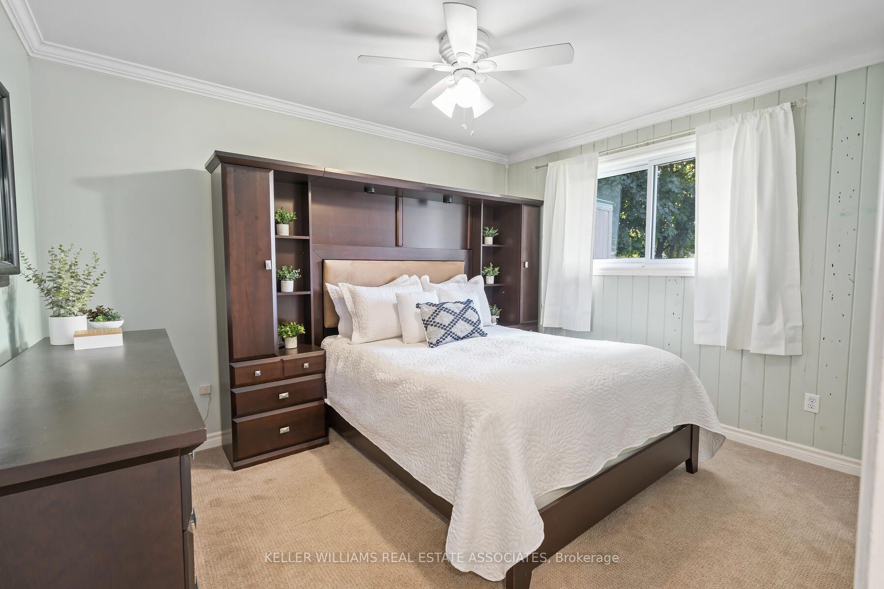 67 Moore Park Crescent