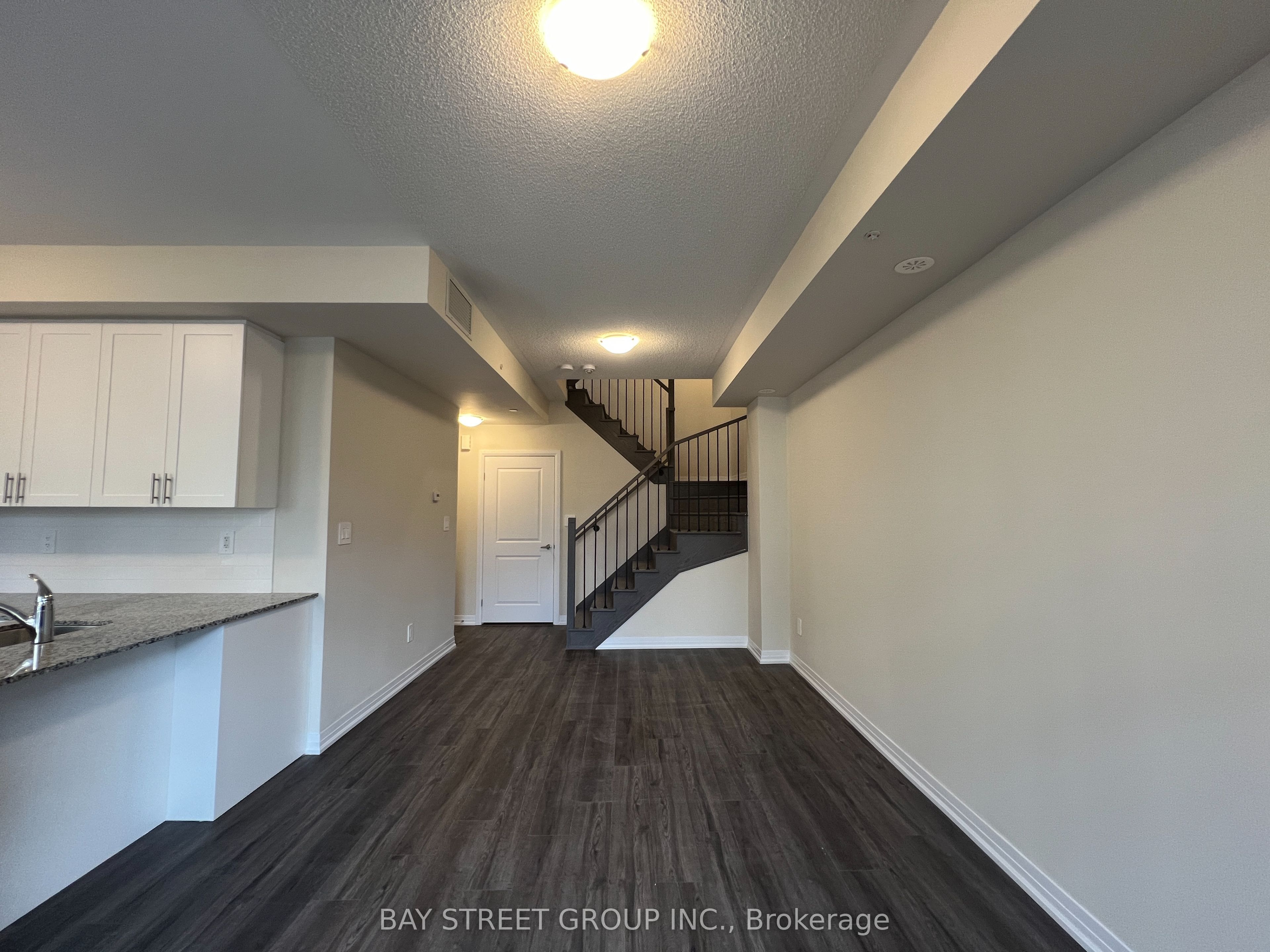 1573 Rose Way #111