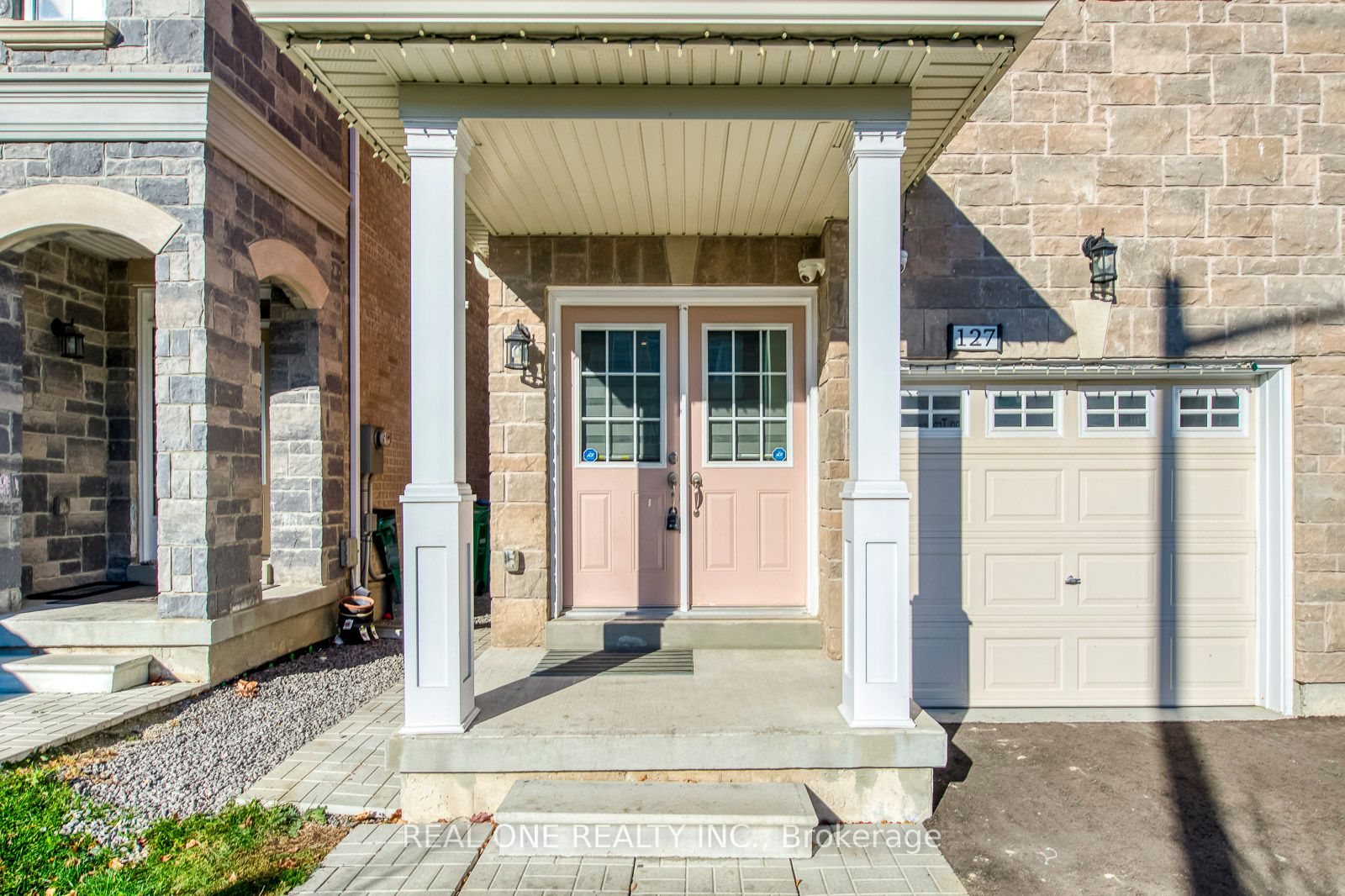 127 Preston Meadow Avenue