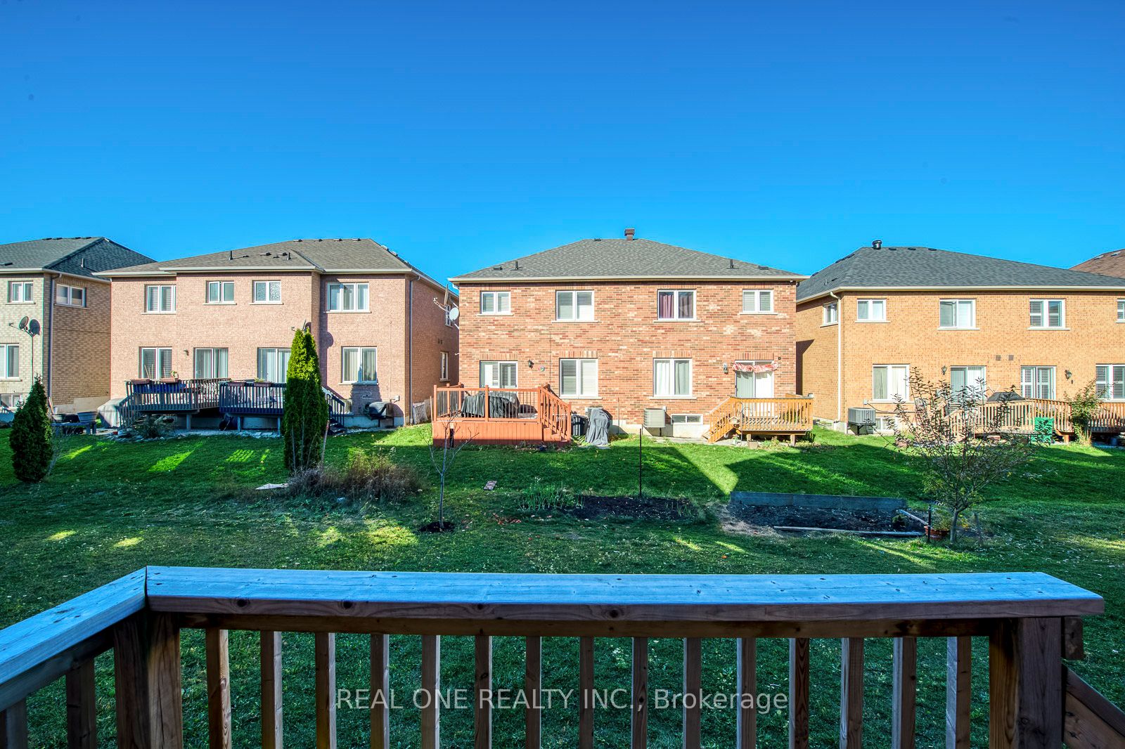 127 Preston Meadow Avenue