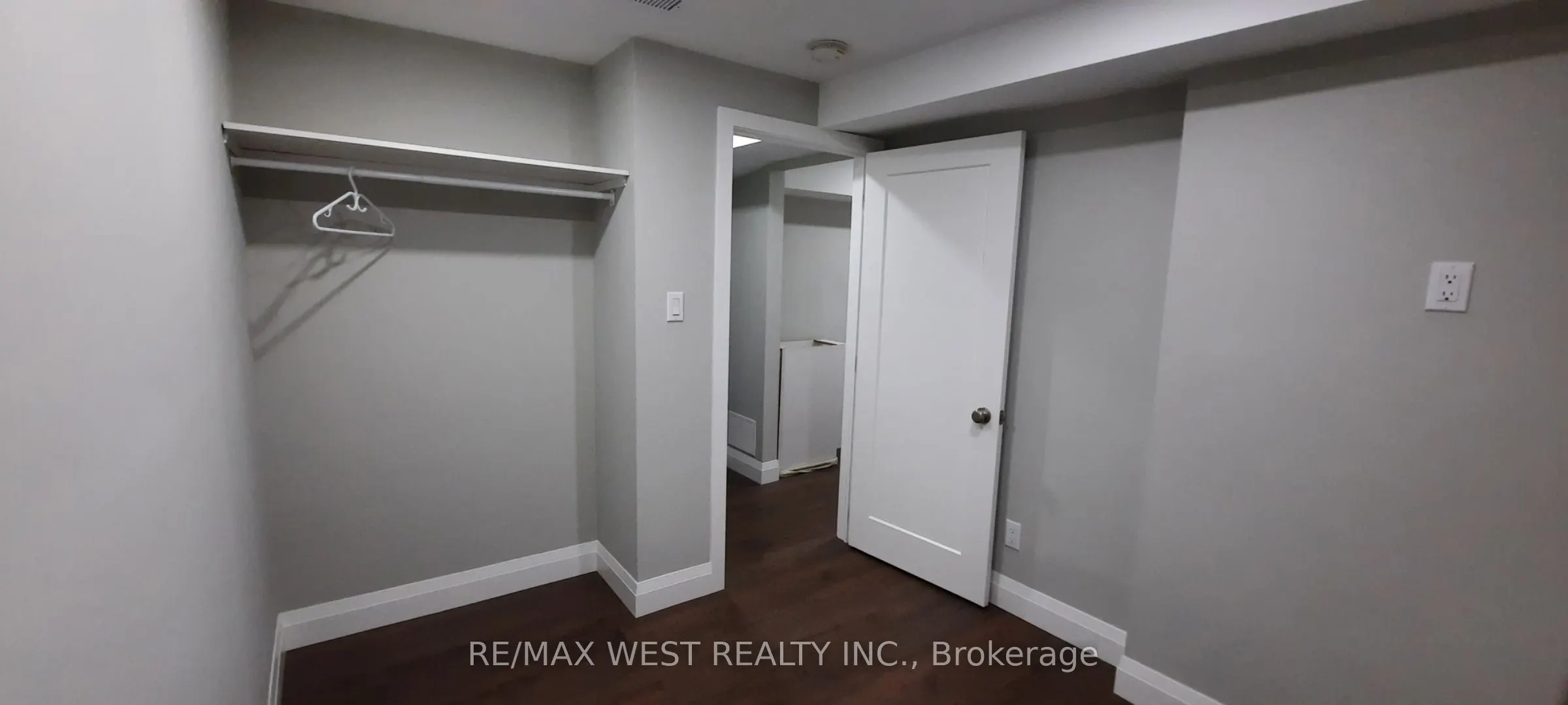 19 Elmbrook Crescent #Lower