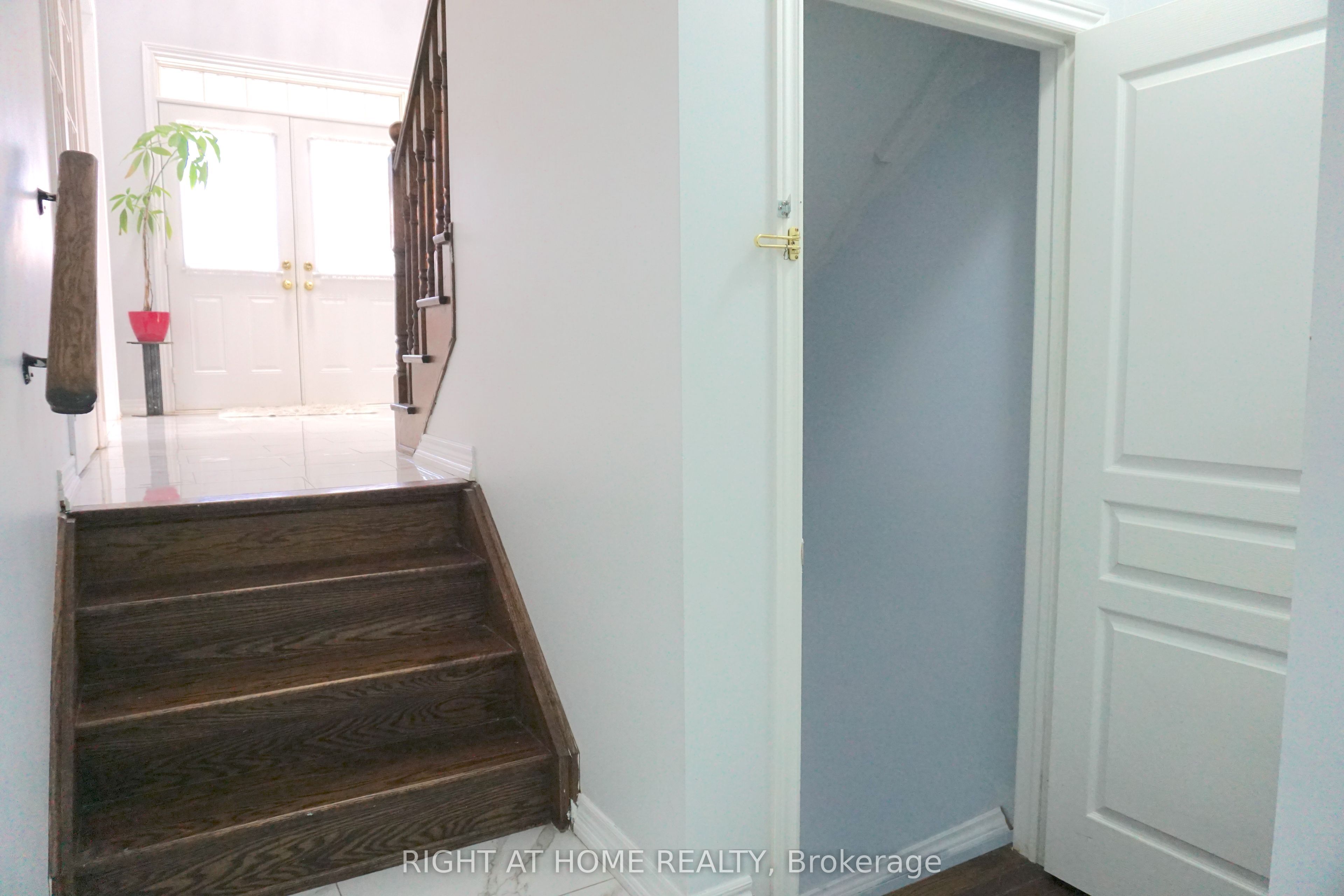1 Sage Meadow Crescent