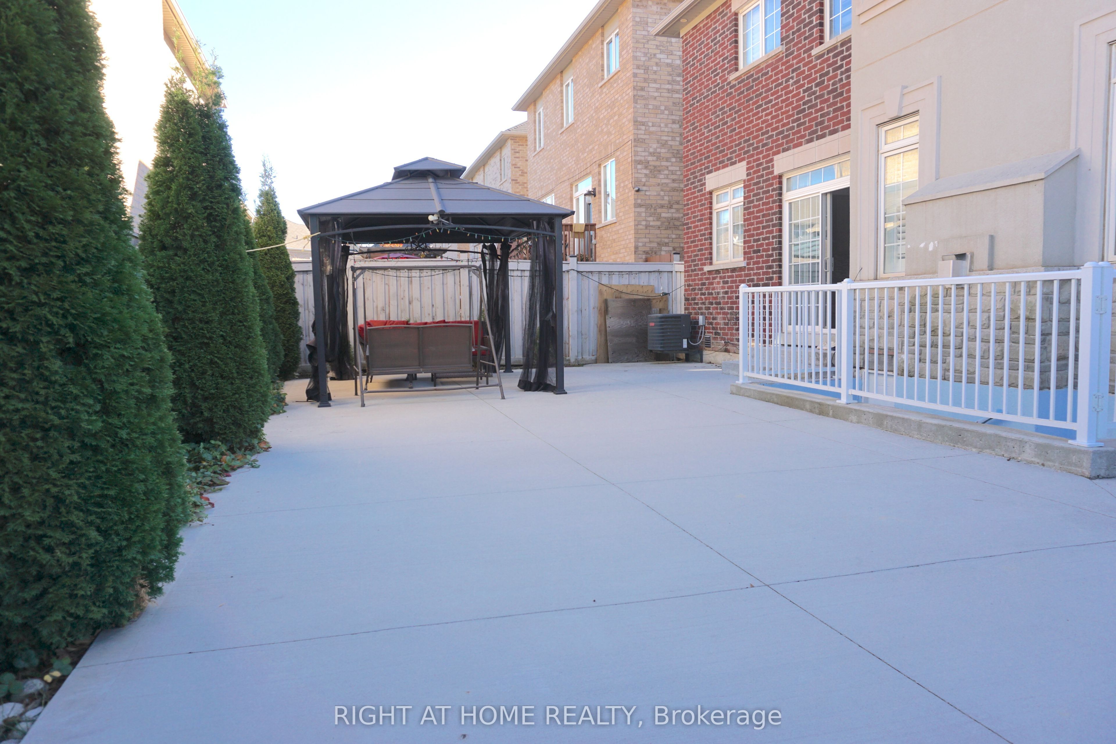 1 Sage Meadow Crescent