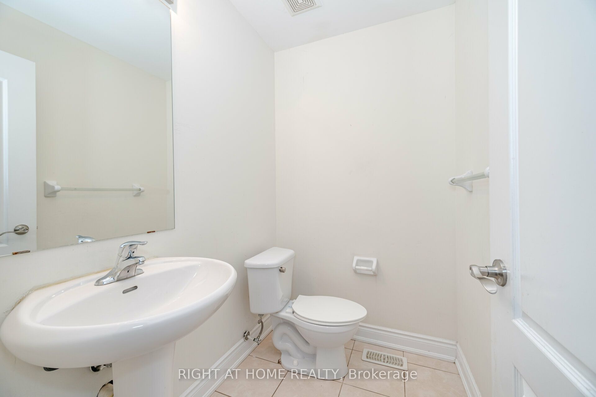 7160 Triumph Lane, #45