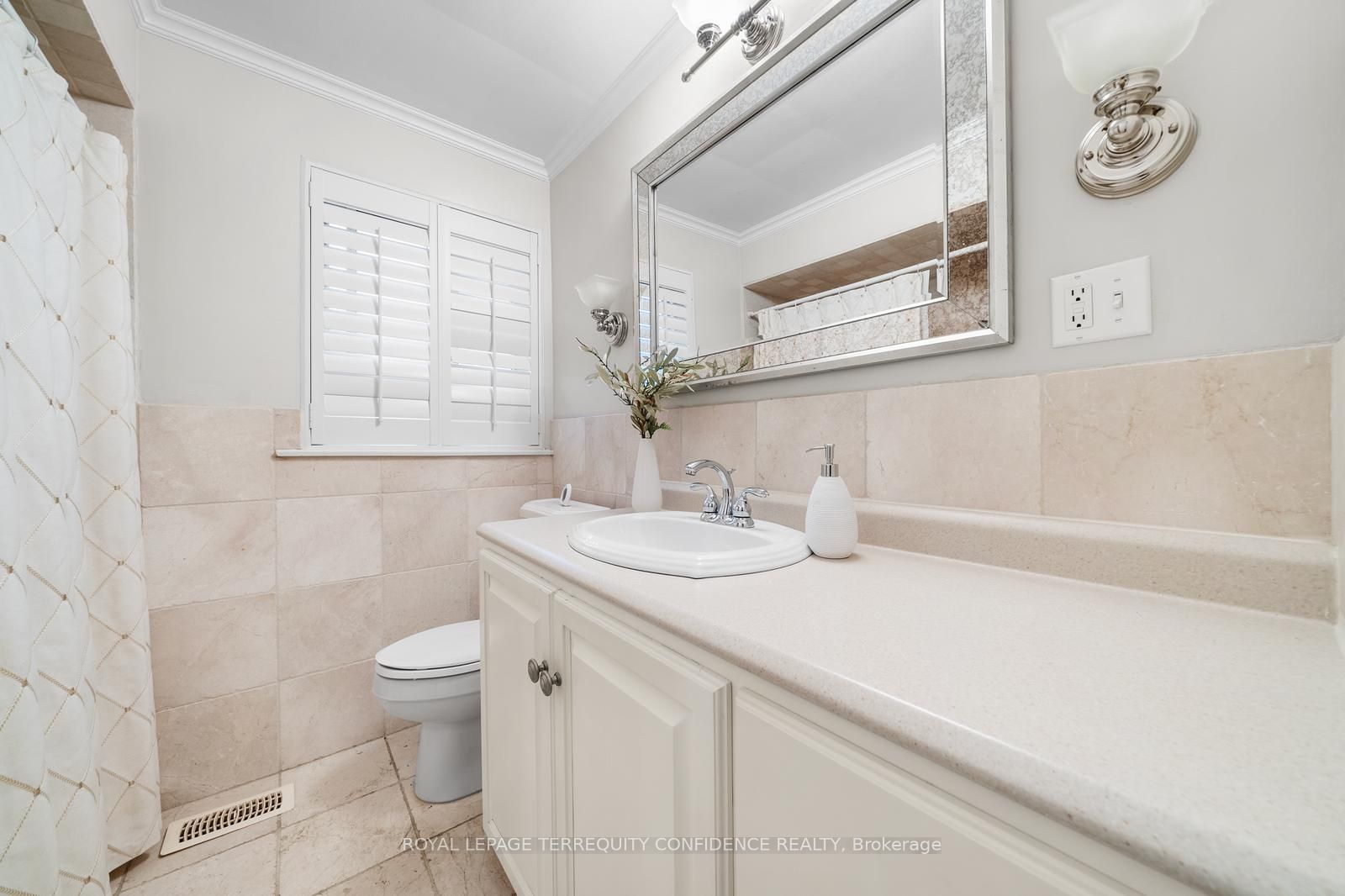 132 Meadowbank Road