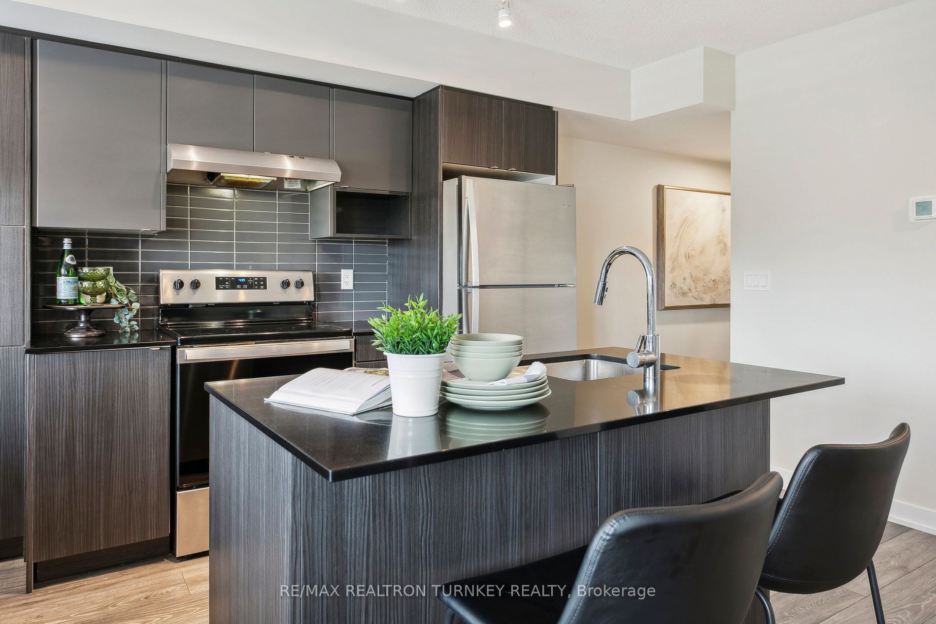 1135 Cooke Boulevard, #116