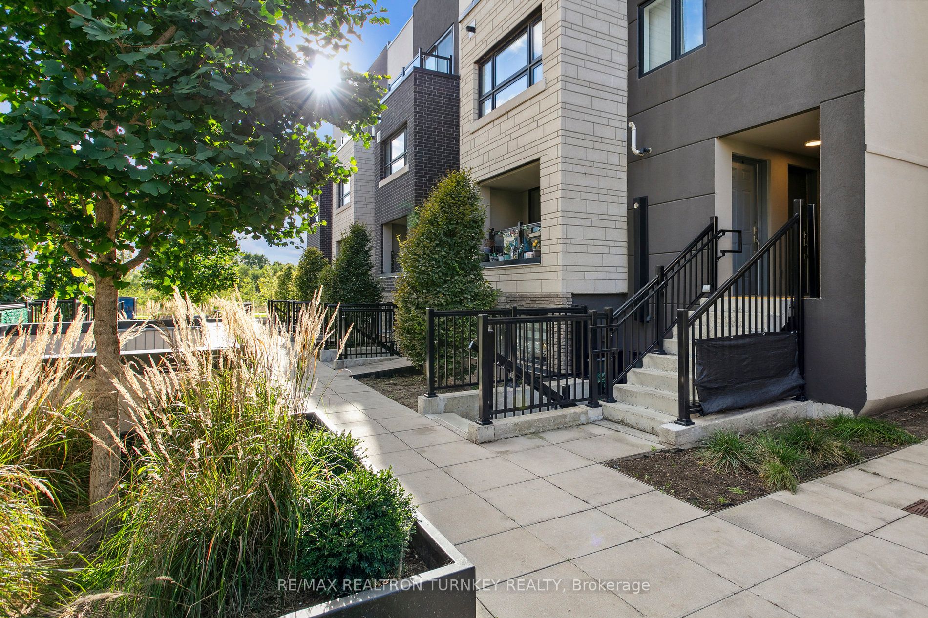 1135 Cooke Boulevard, #116