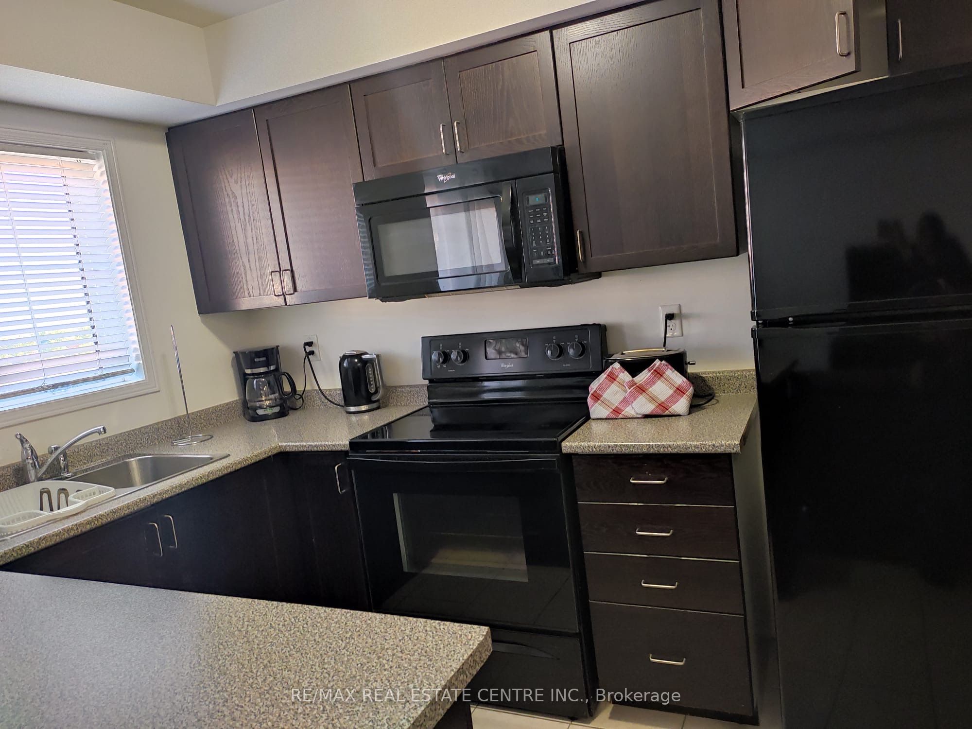 47 Hays Boulevard, #09