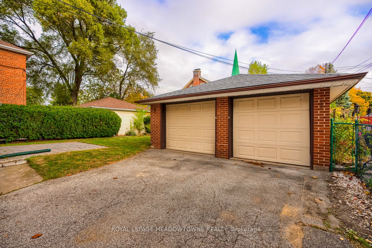 671 Browns Line, #671A