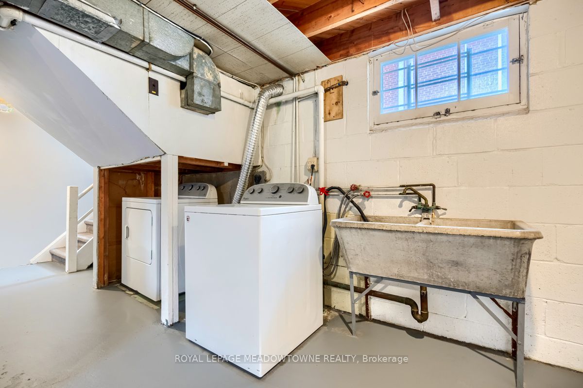671 Browns Line, #671A