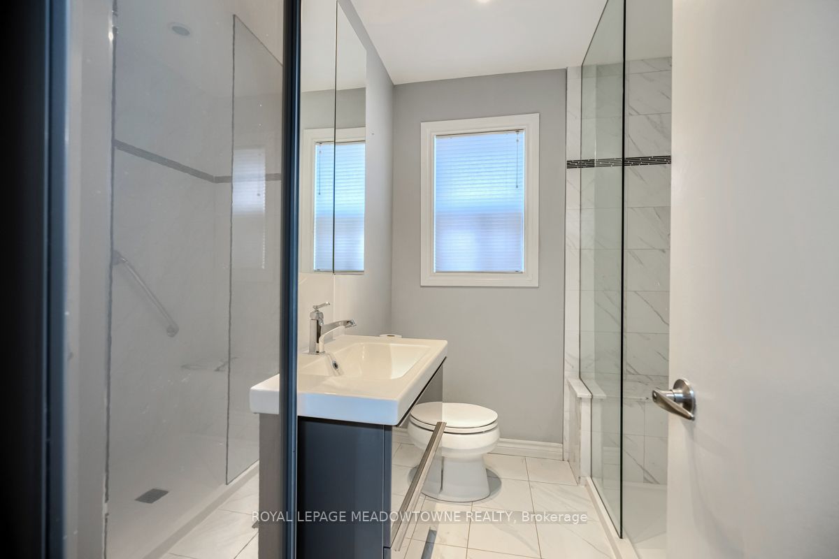 671 Browns Line, #671A