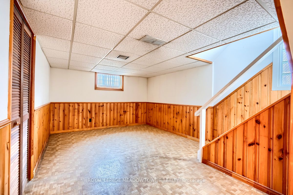 671 Browns Line, #671A