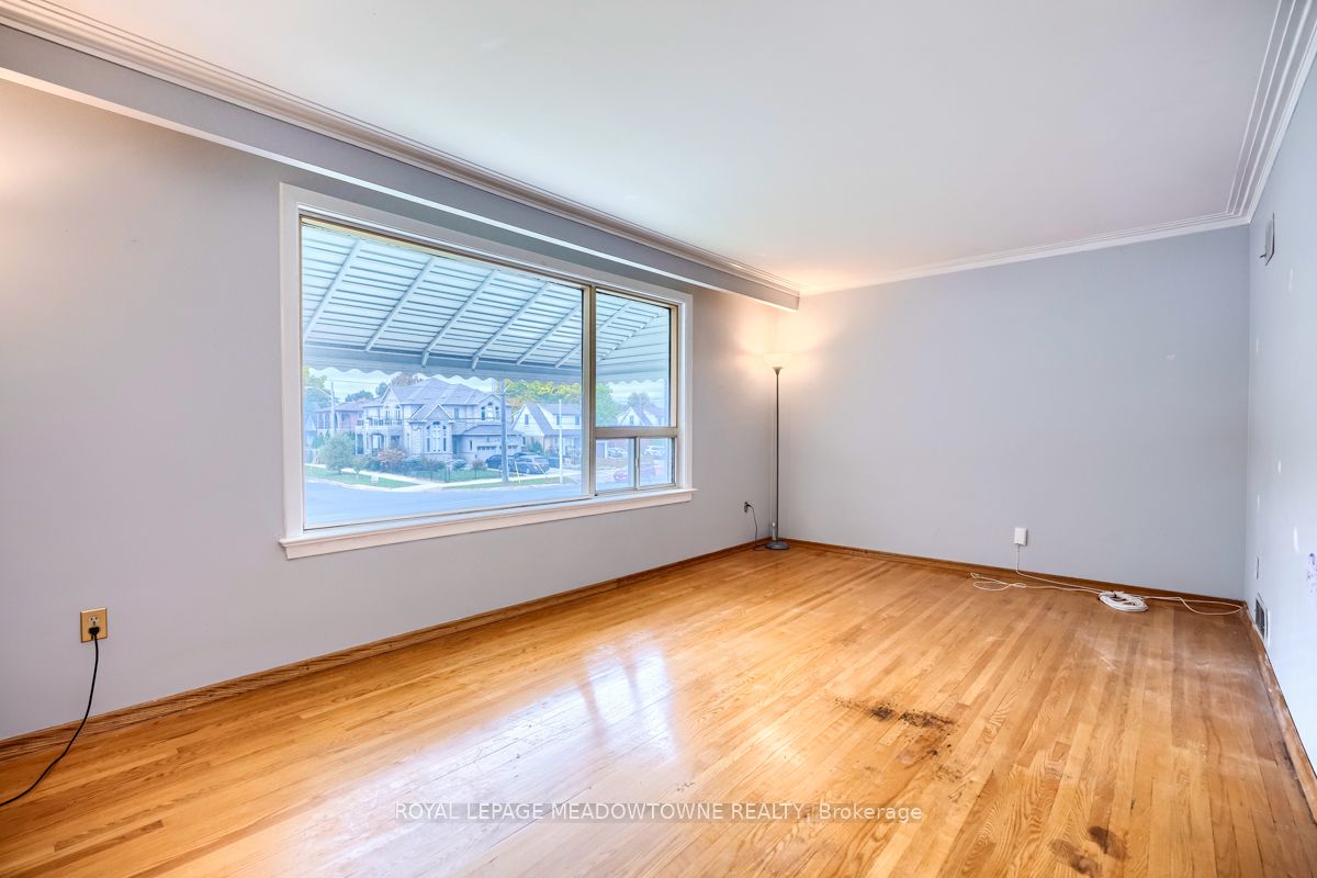 671 Browns Line, #671A