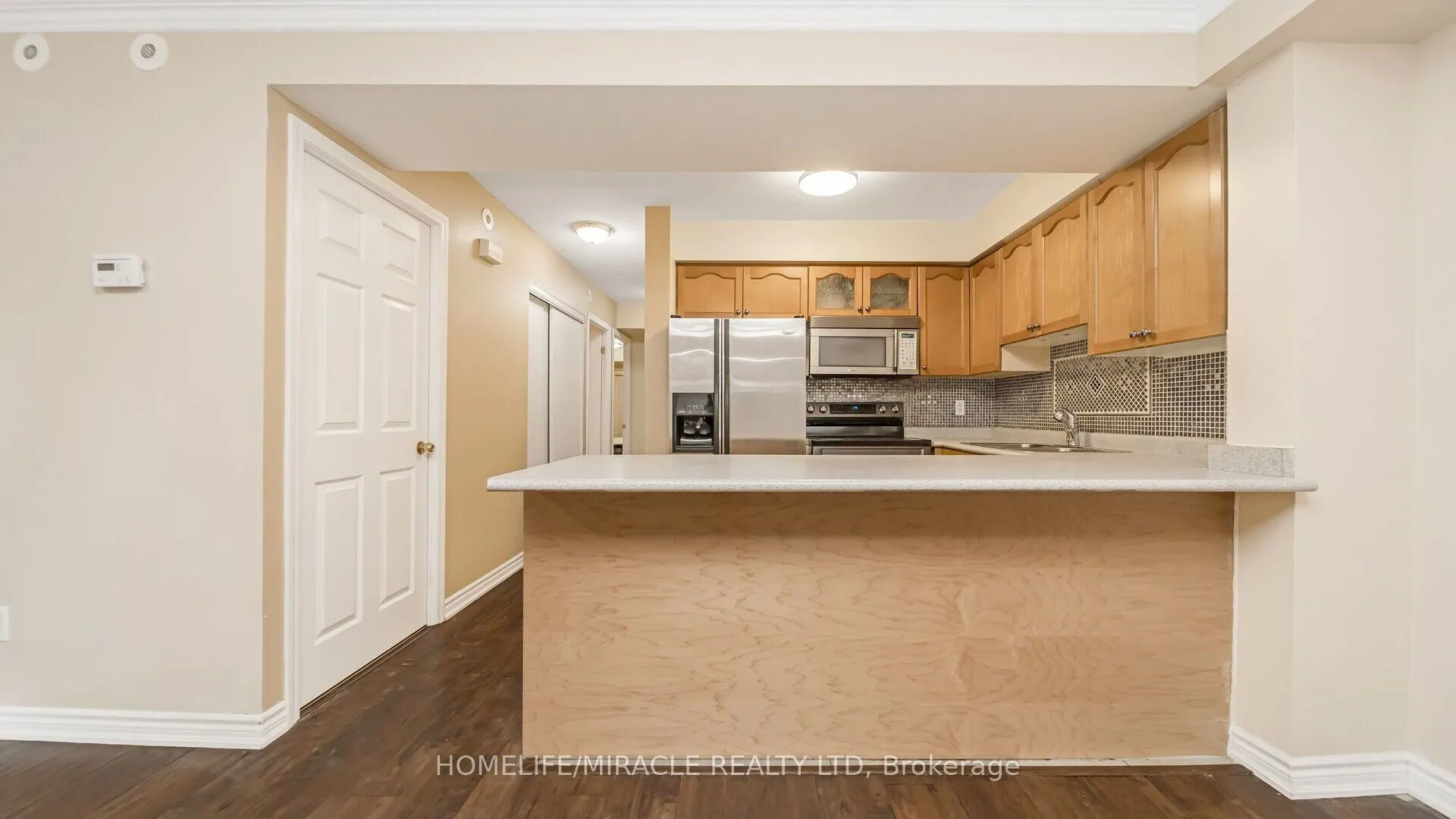 125 George Appleton Way, #1004