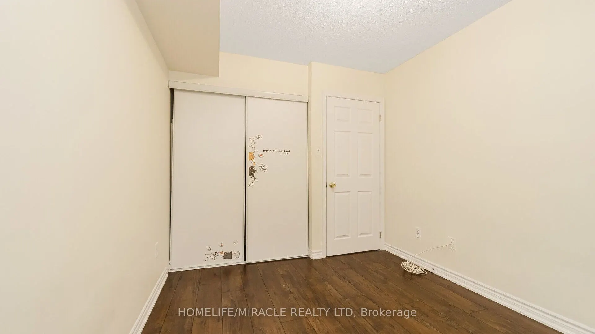 125 George Appleton Way, #1004