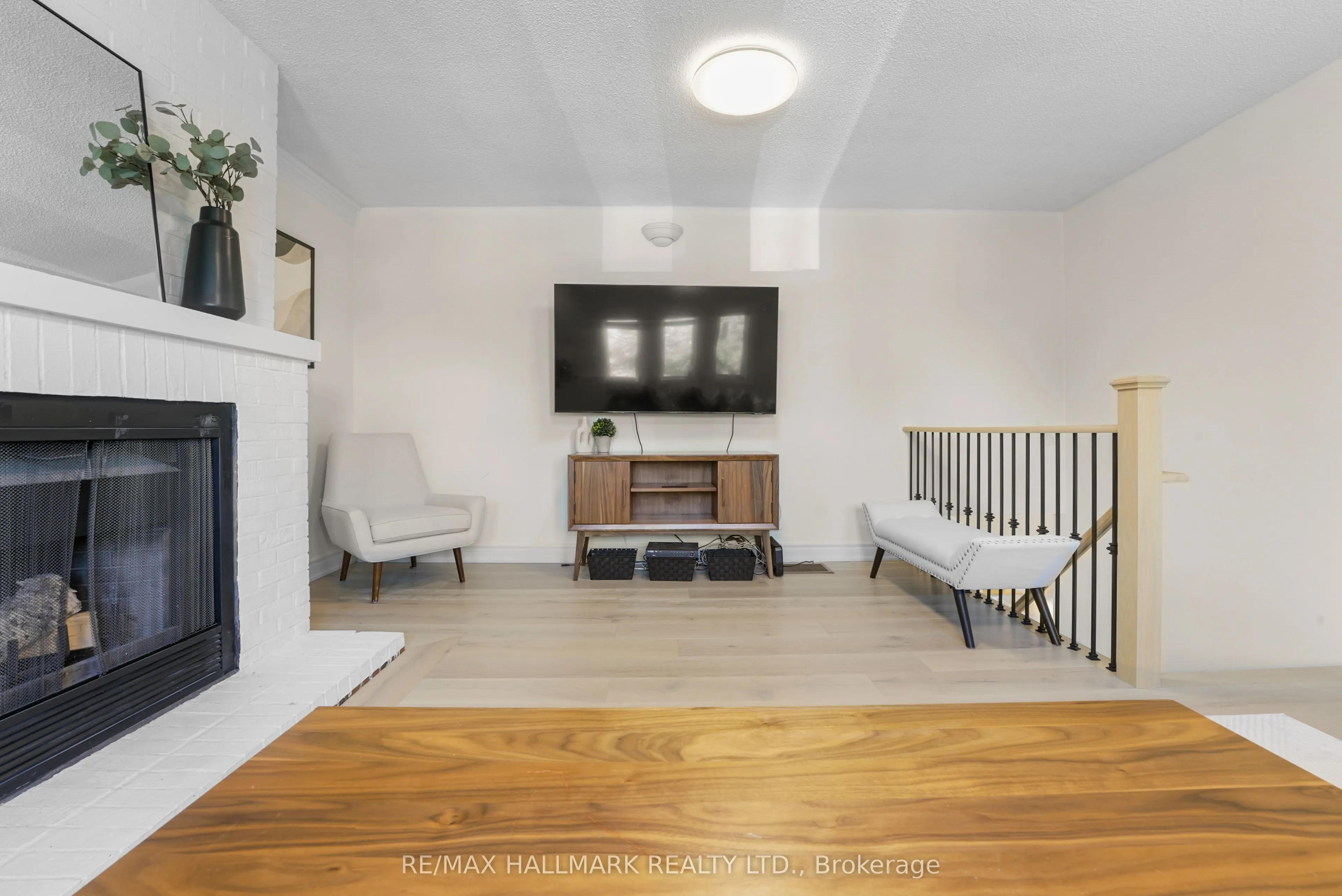 3401 Aubrey Road