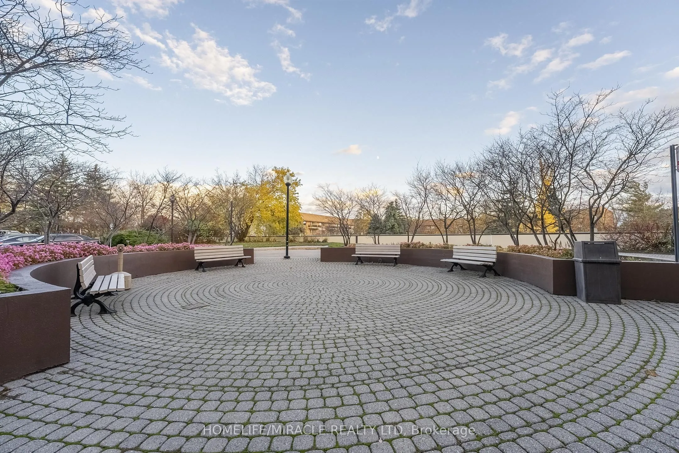 1001 Cedarglen Gate, #714