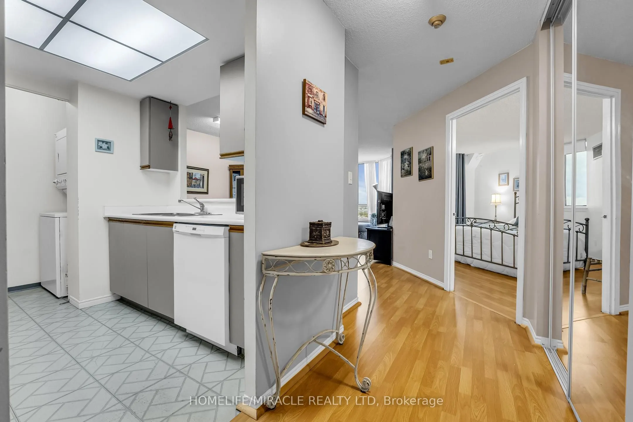 1001 Cedarglen Gate, #714